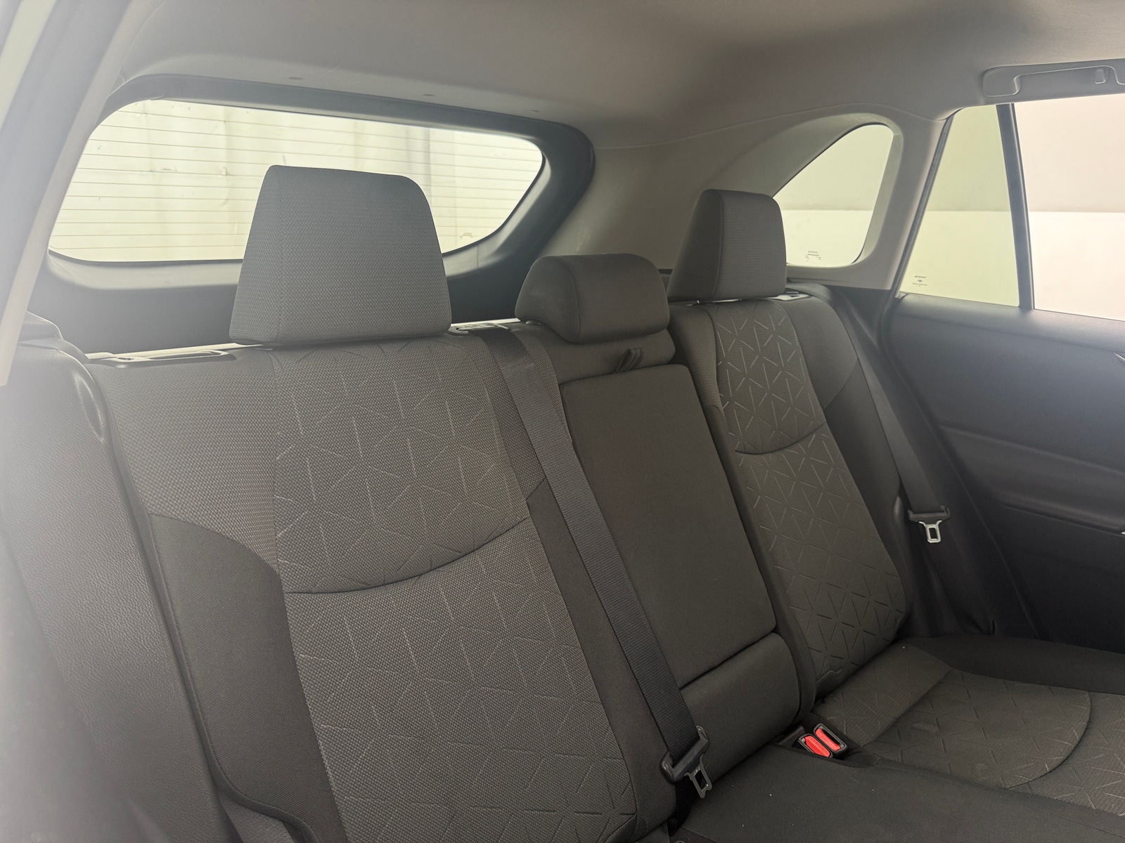 Thumbnail: 2020 Toyota RAV4 - 6