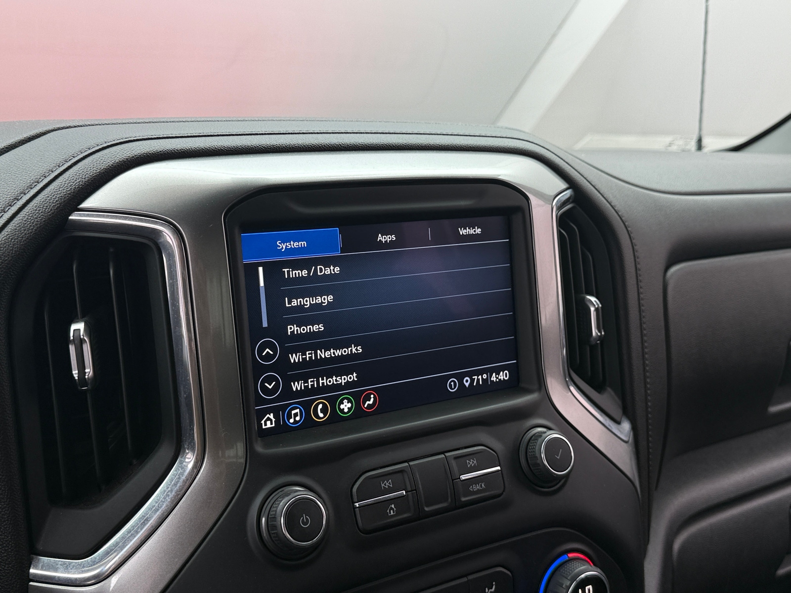 Thumbnail: 2020 Chevrolet Silverado 1500 - 4