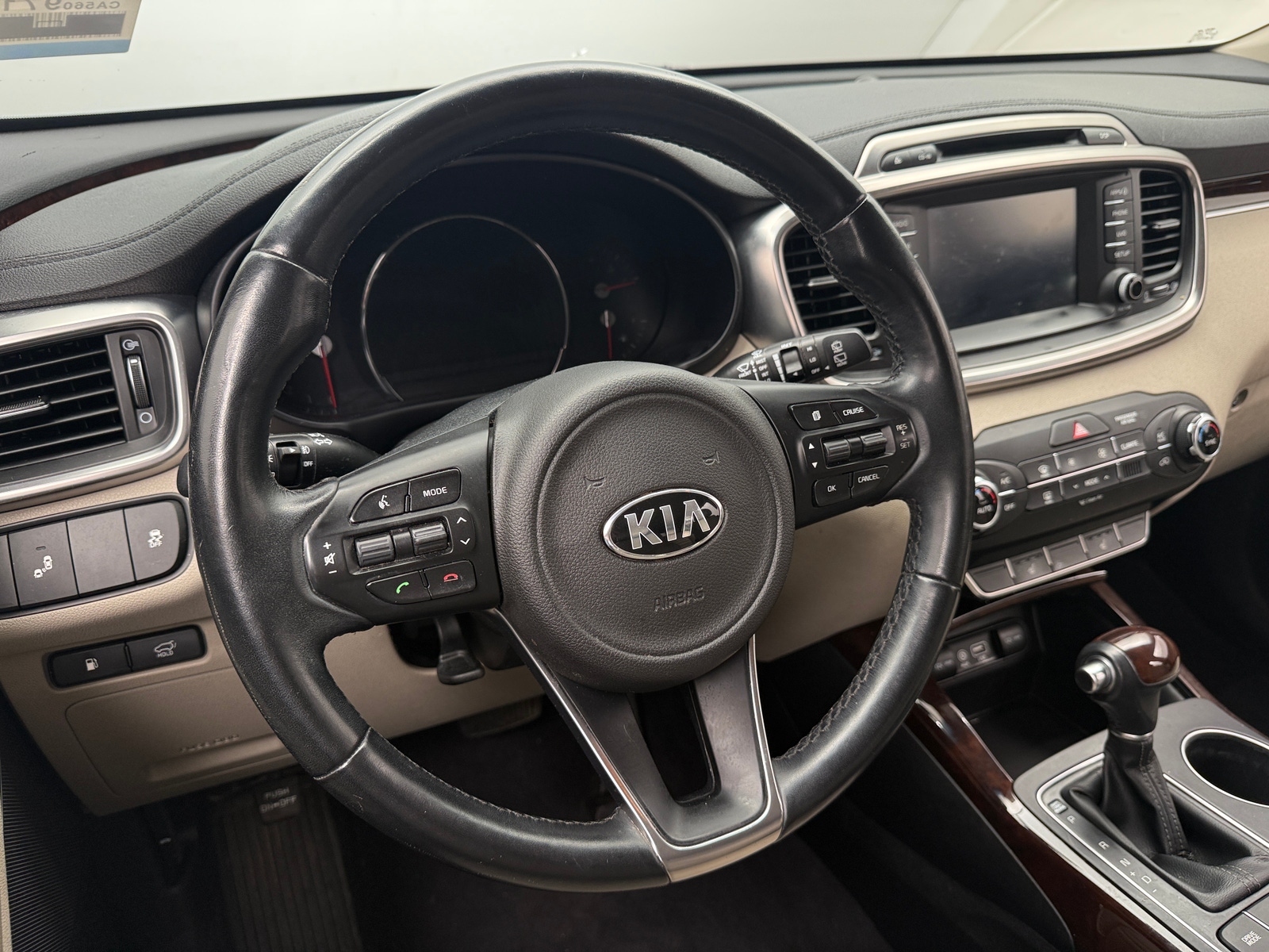 Thumbnail: 2018 Kia Sorento - 4