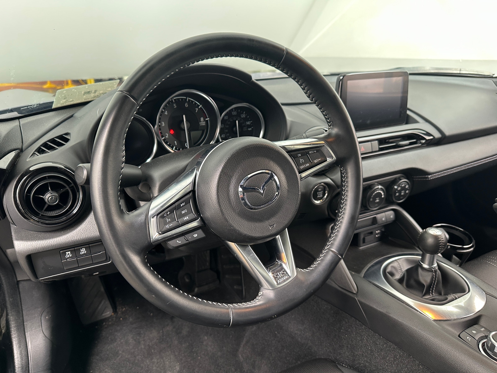 Thumbnail: 2023 Mazda MX-5 Miata - 5