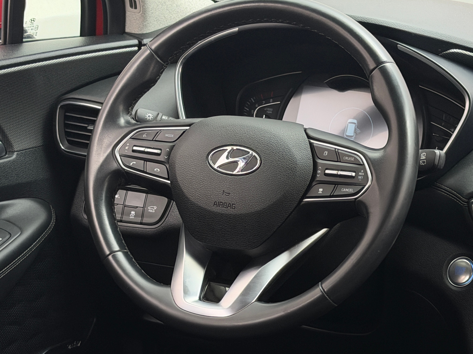 Thumbnail: 2020 Hyundai Santa Fe - 4