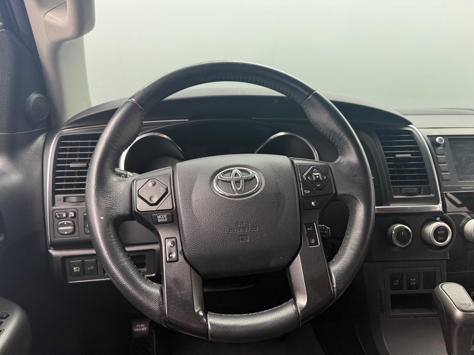 Thumbnail: 2020 Toyota Sequoia - 5