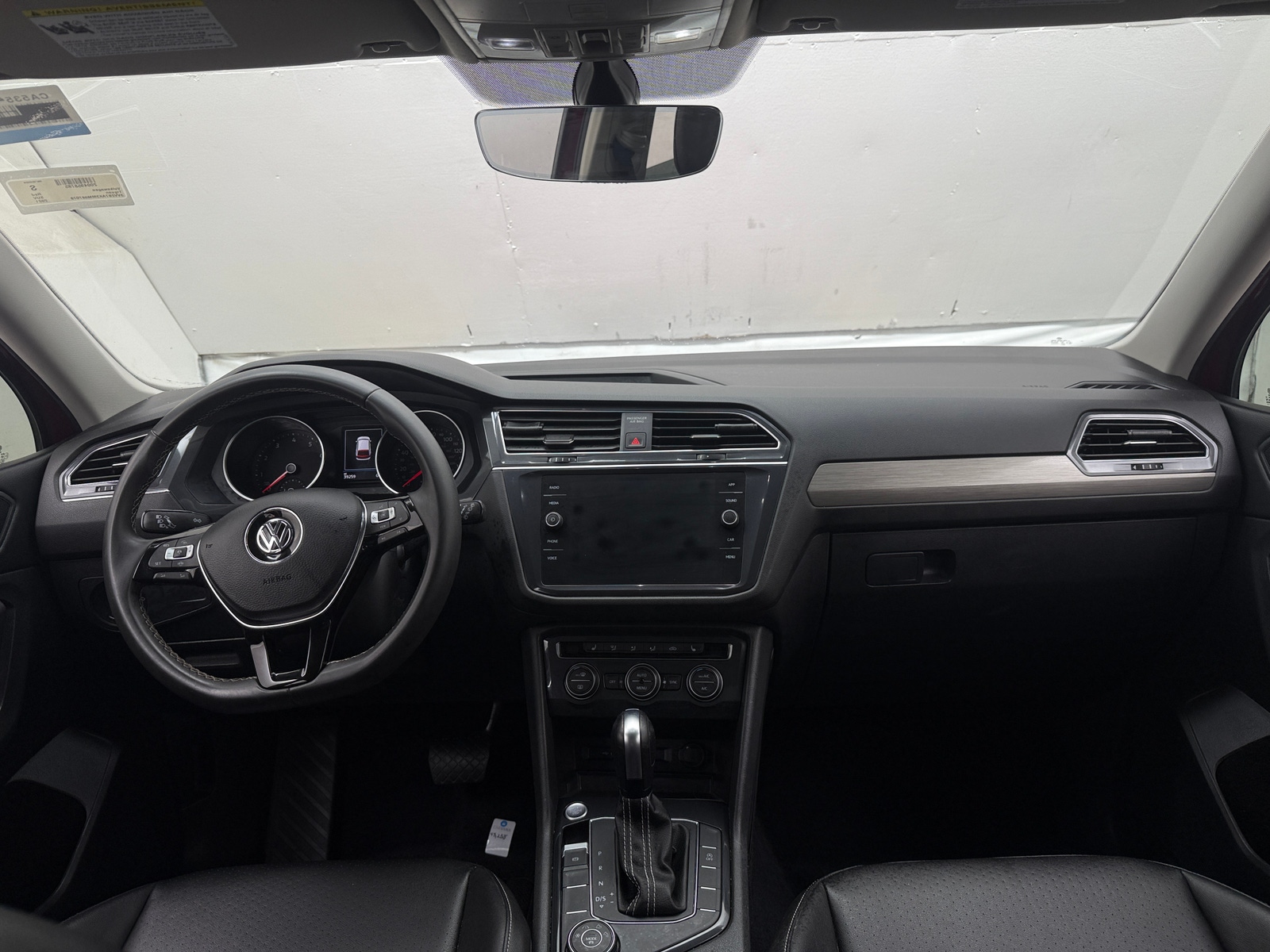 Thumbnail: 2021 Volkswagen Tiguan - 2