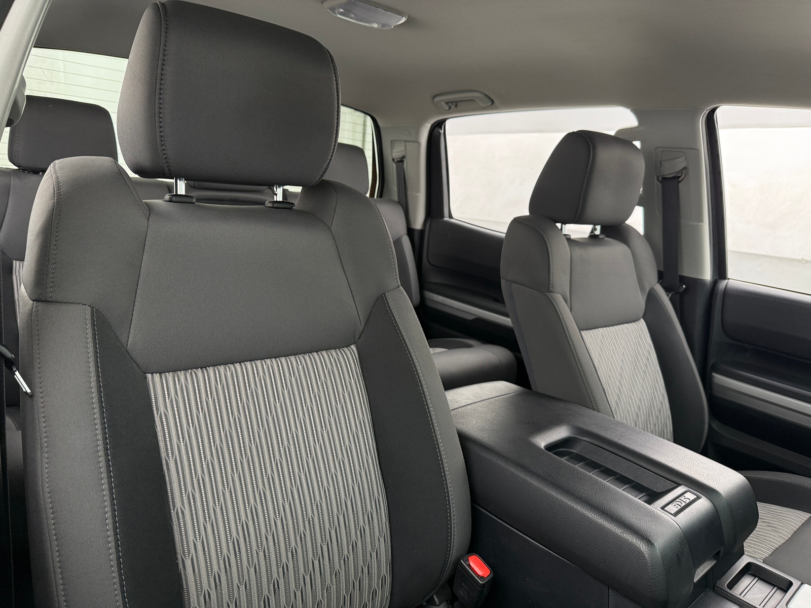 Thumbnail: 2016 Toyota Tundra - 2