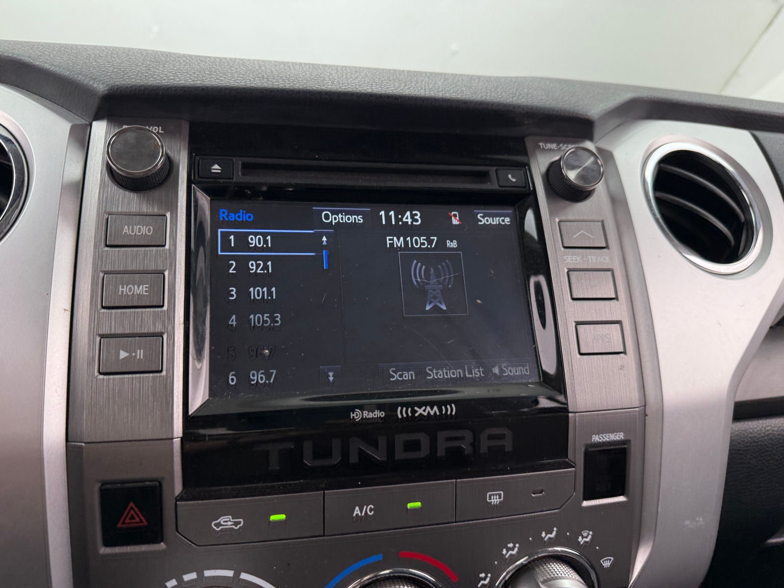 Thumbnail: 2016 Toyota Tundra - 4