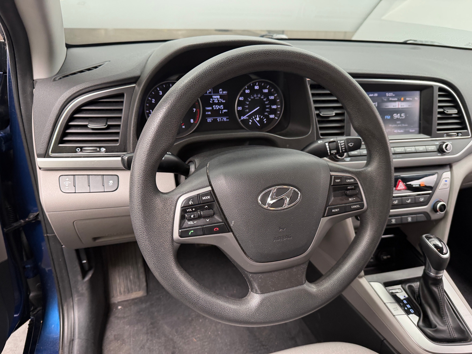 Thumbnail: 2017 Hyundai Elantra - 5