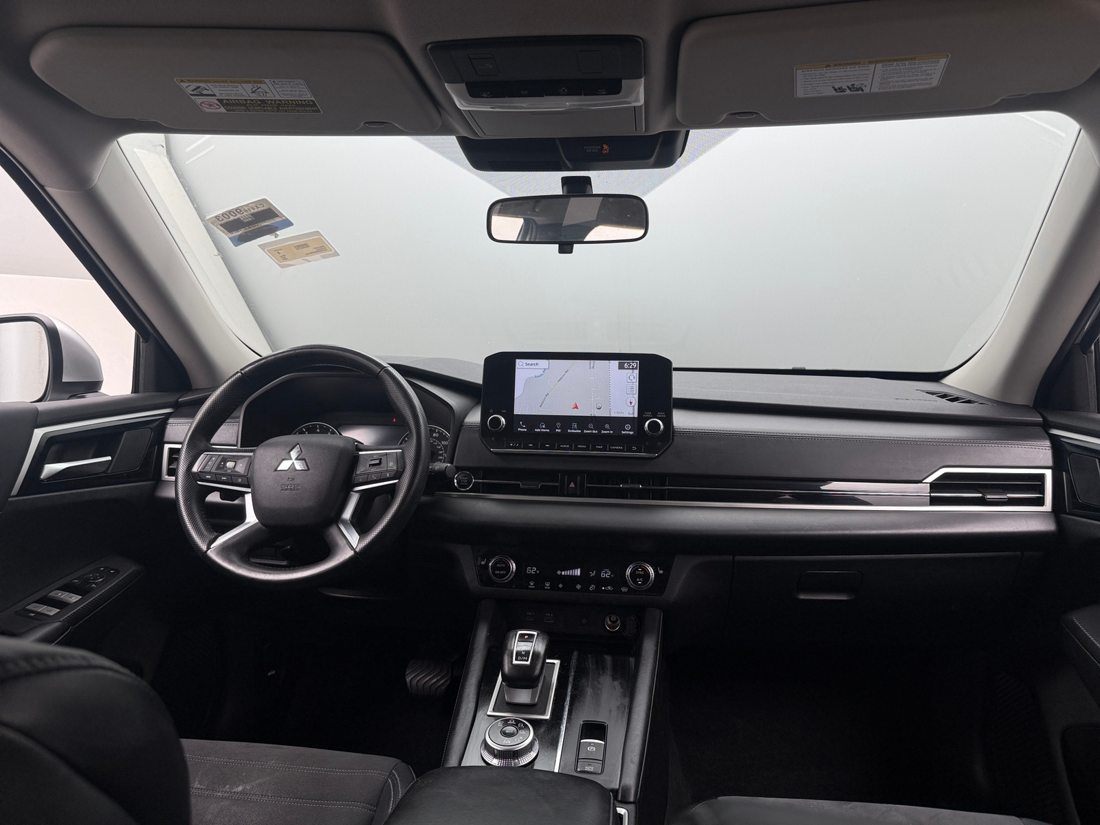Thumbnail: 2022 Mitsubishi Outlander - 2