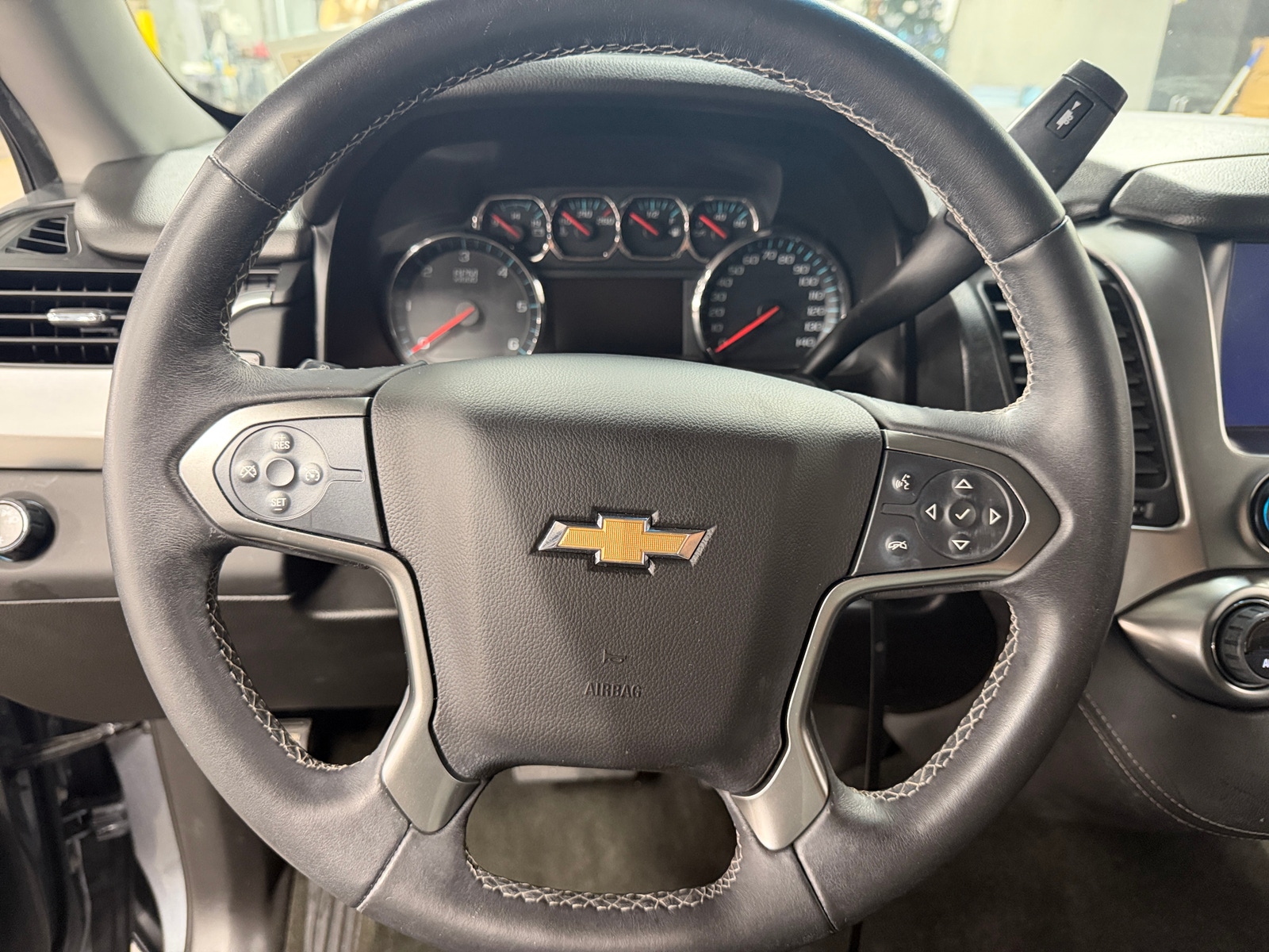 Thumbnail: 2018 Chevrolet Tahoe - 5