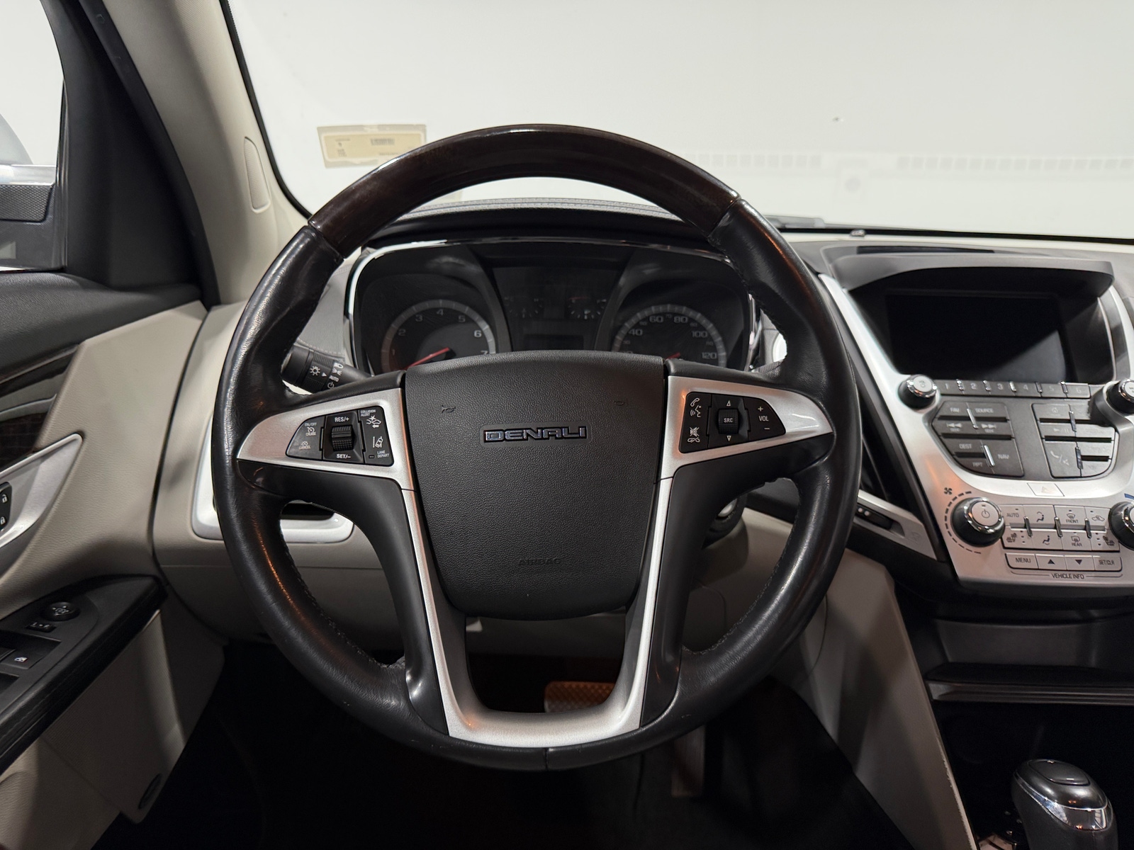 Thumbnail: 2017 GMC Terrain - 4
