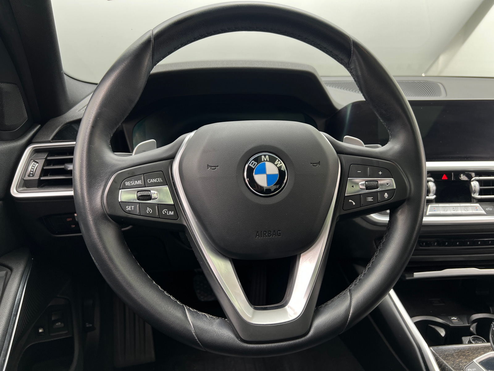 Thumbnail: 2021 BMW 3 Series - 4