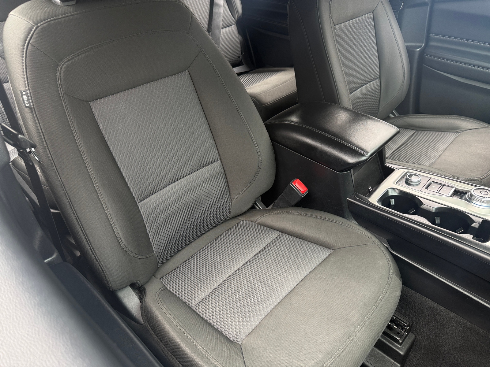 Thumbnail: 2022 Ford Explorer - 2