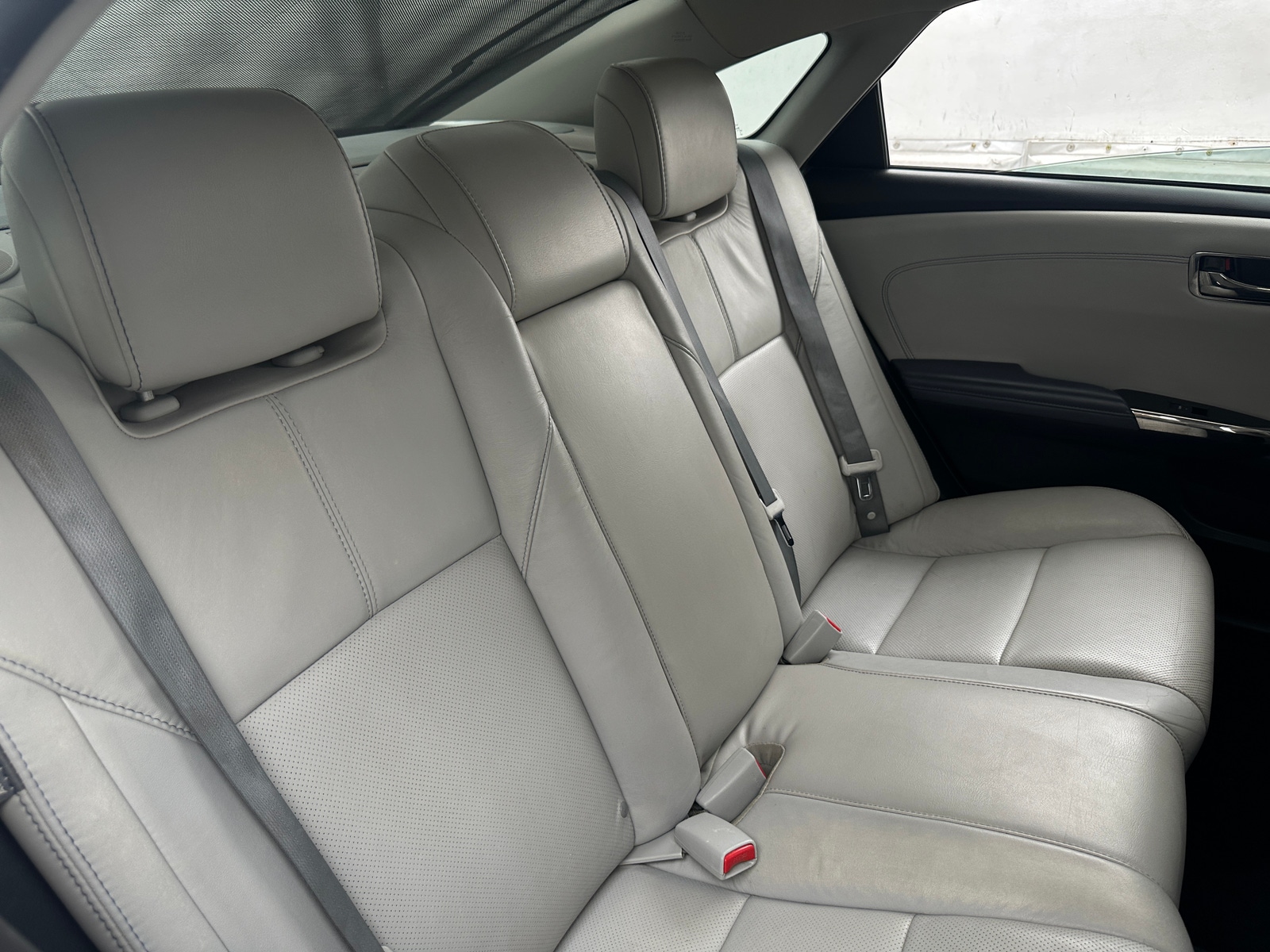 Thumbnail: 2013 Toyota Avalon - 6
