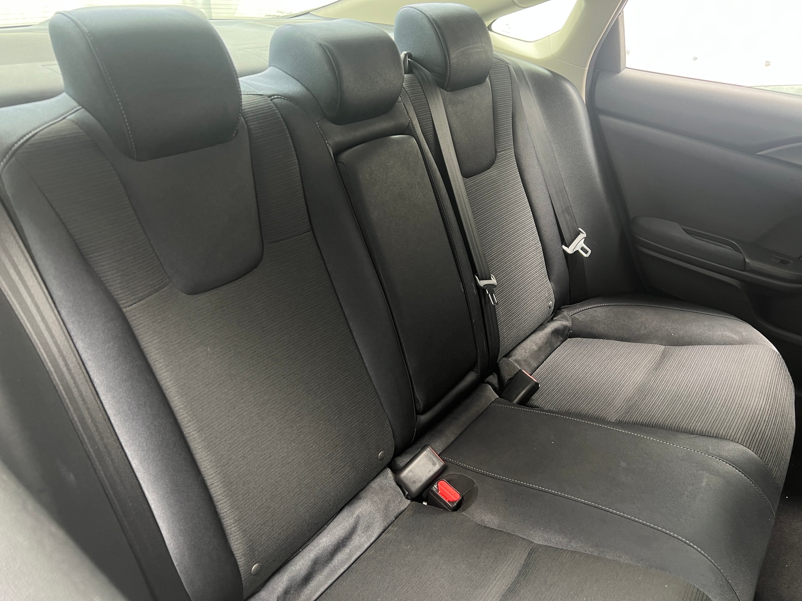 Thumbnail: 2020 Honda Insight - 6