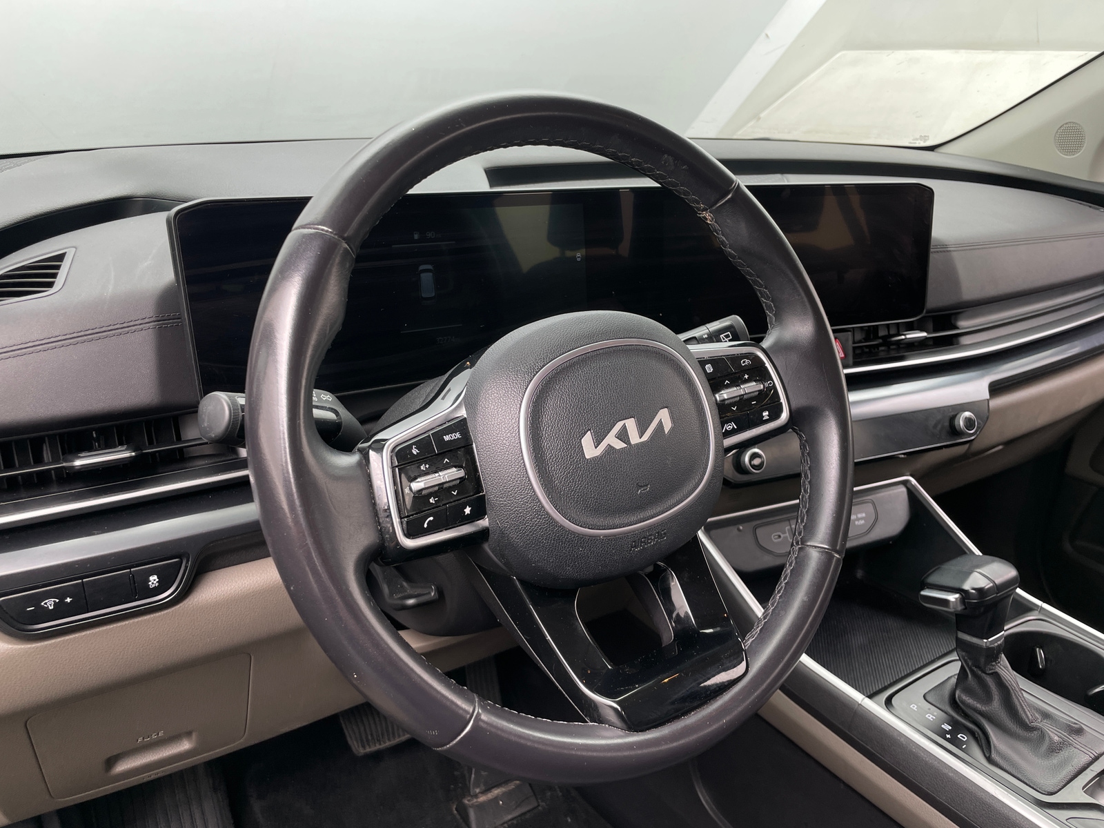 Thumbnail: 2025 Kia Carnival - 4