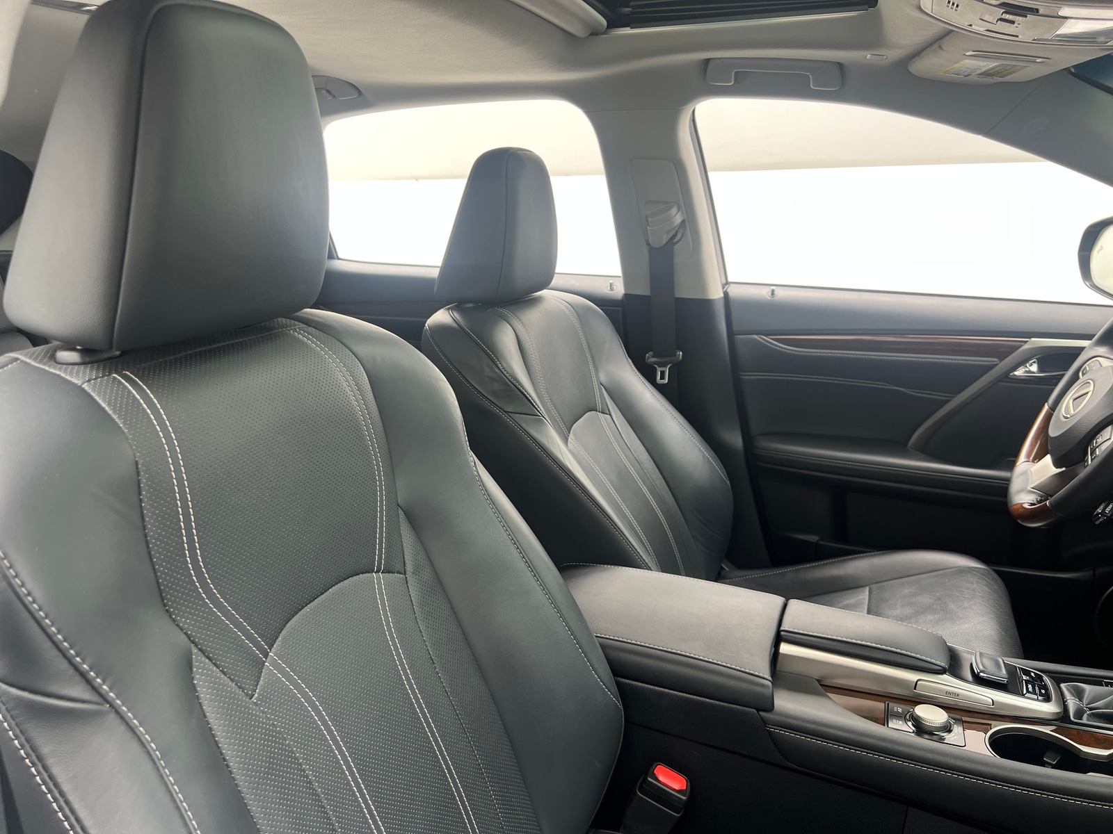 Thumbnail: 2019 Lexus RX - 2