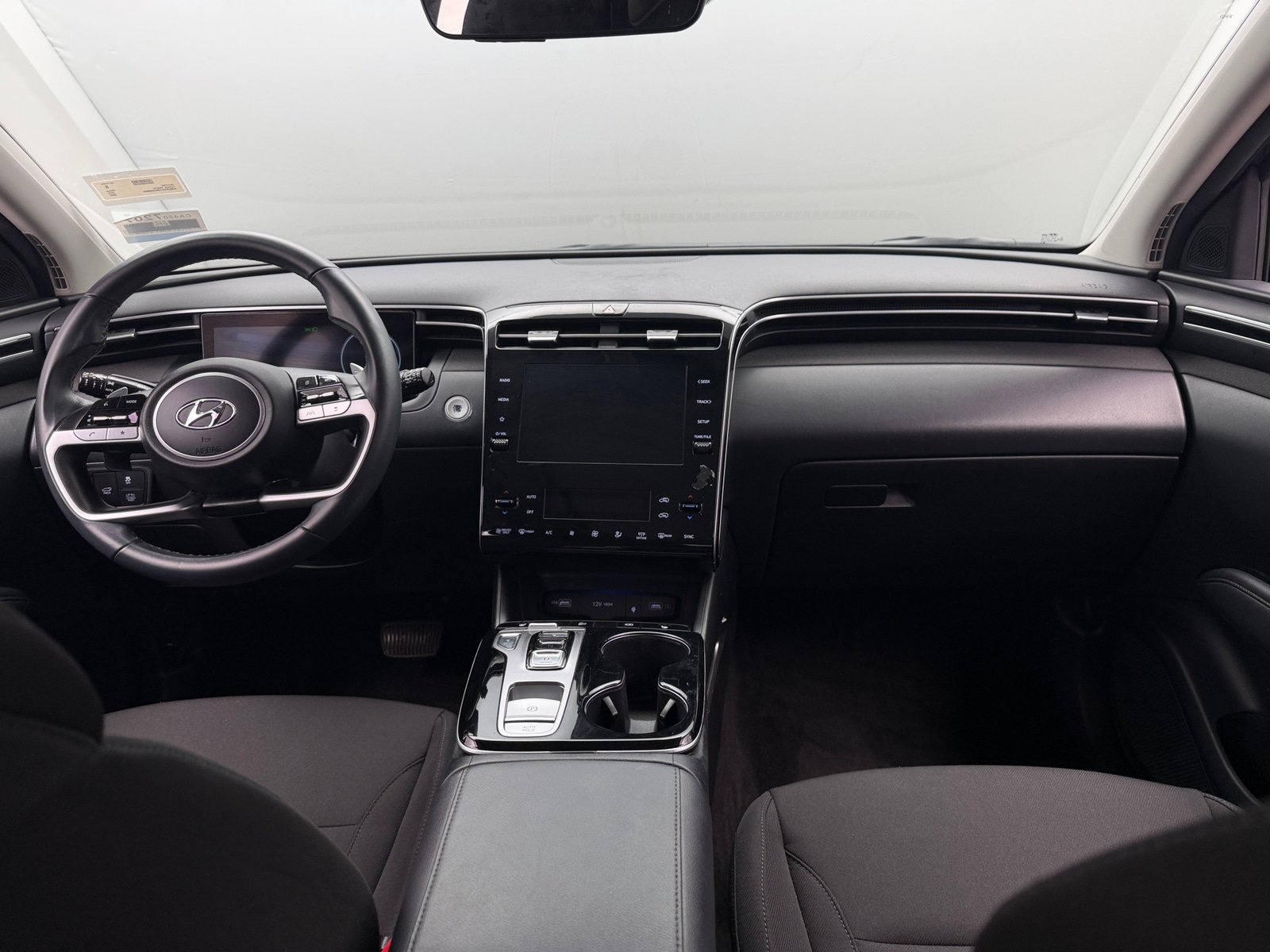 Thumbnail: 2022 Hyundai Tucson - 3