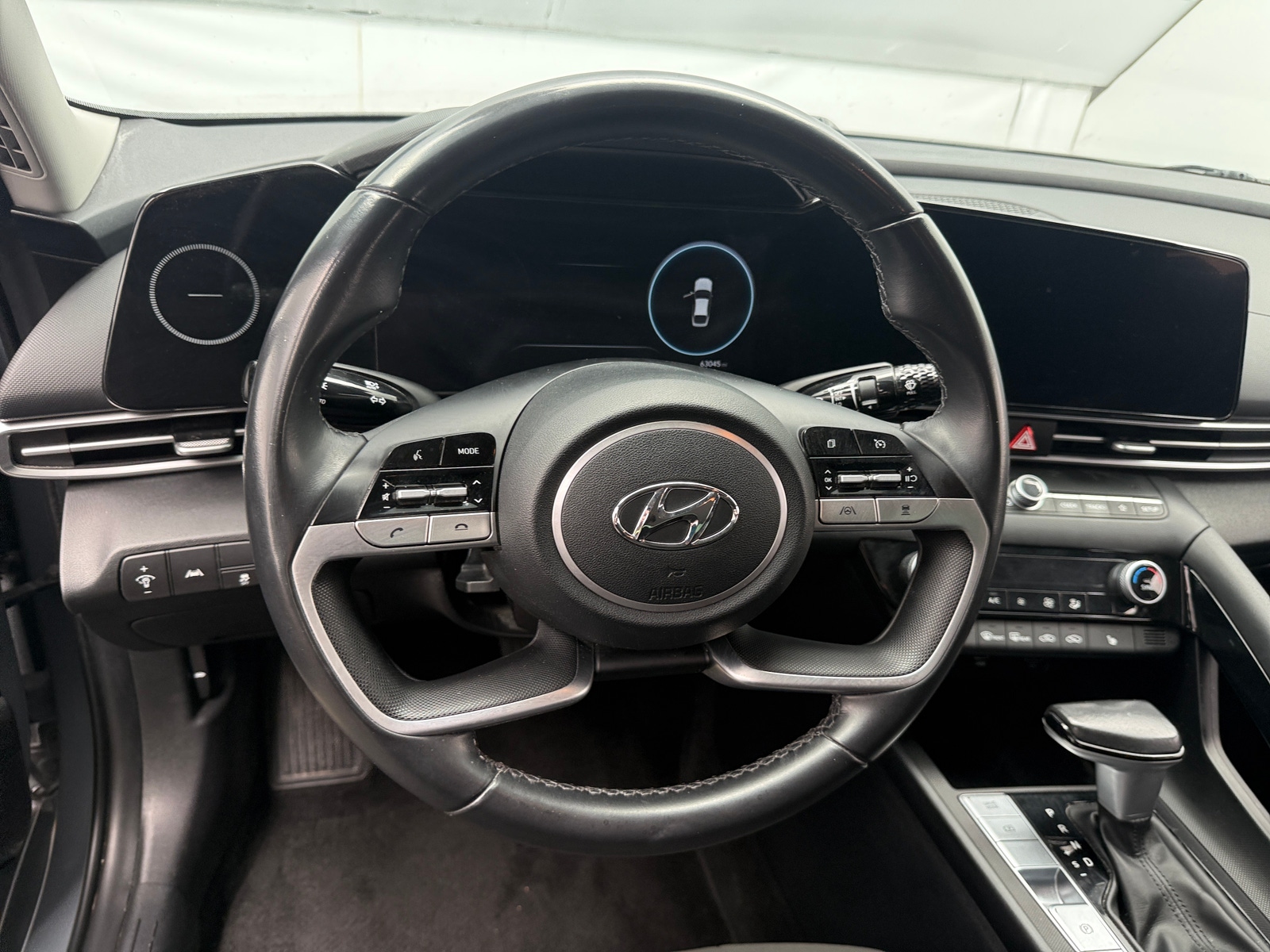 Thumbnail: 2023 Hyundai Elantra - 5