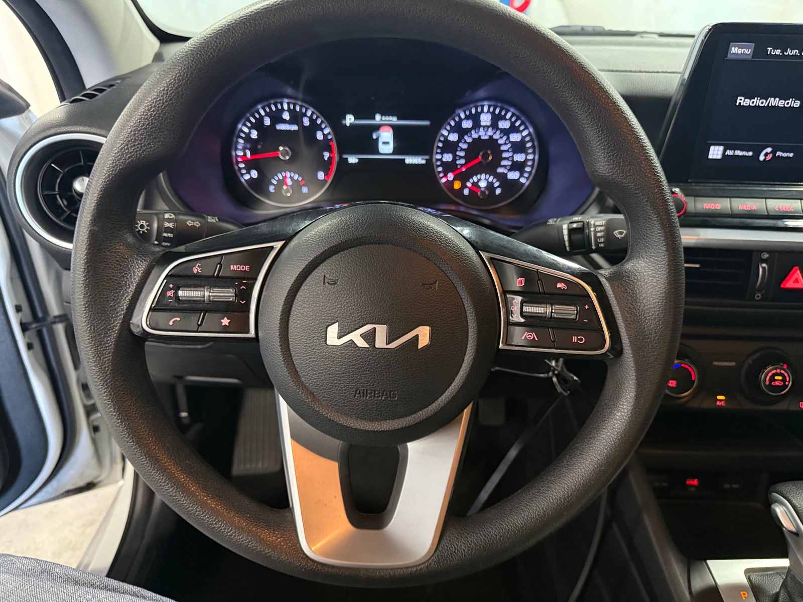 Thumbnail: 2022 Kia Forte - 5