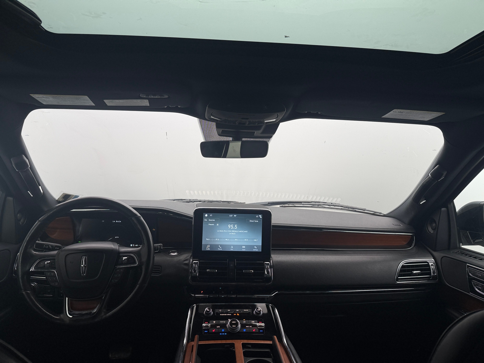 Thumbnail: 2019 Lincoln Navigator - 2