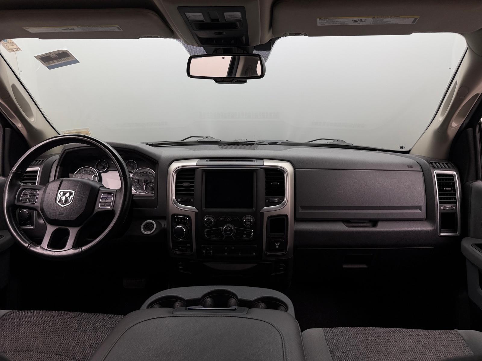 Thumbnail: 2020 RAM 1500 Classic - 3