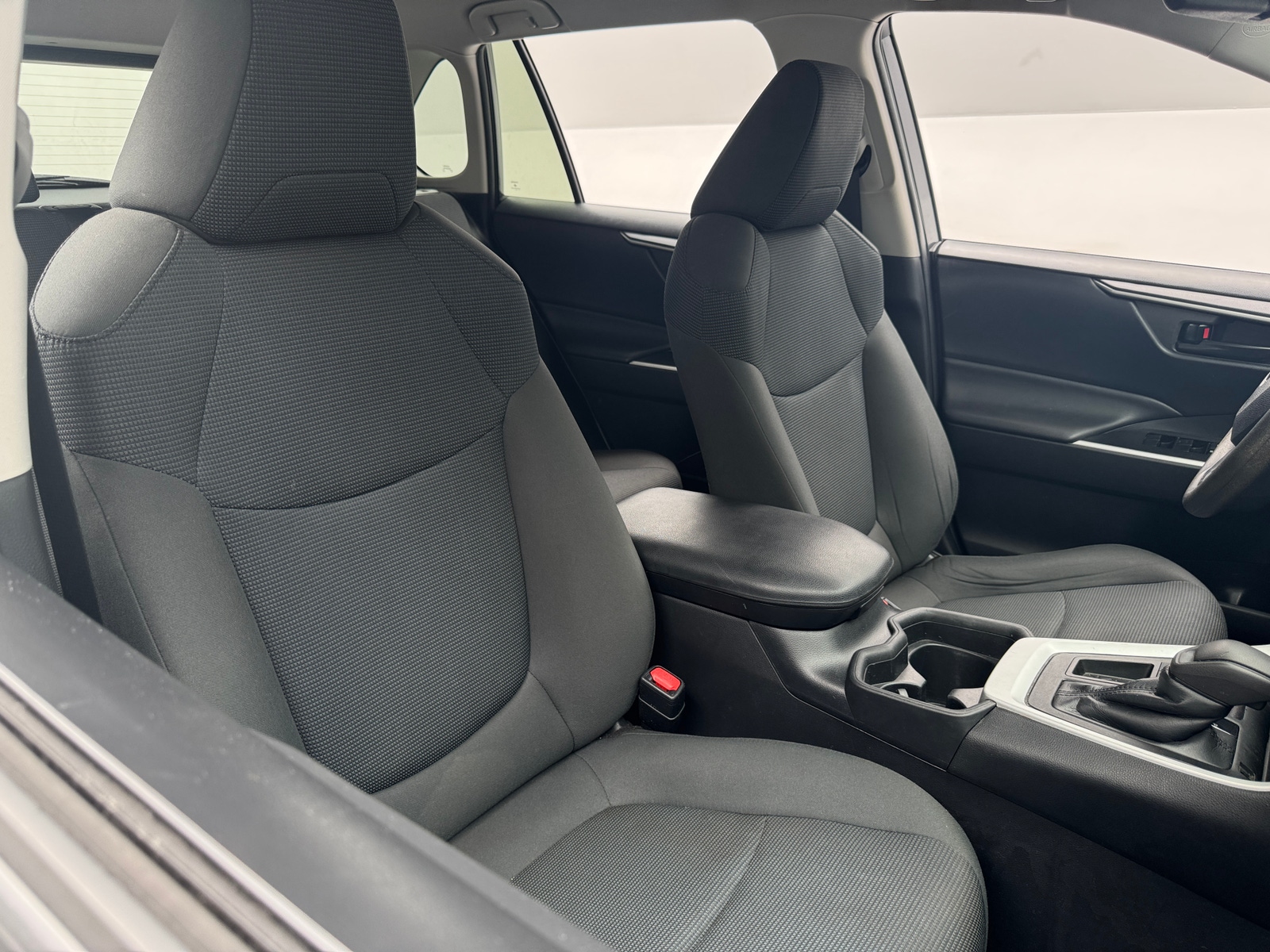 Thumbnail: 2020 Toyota RAV4 - 2