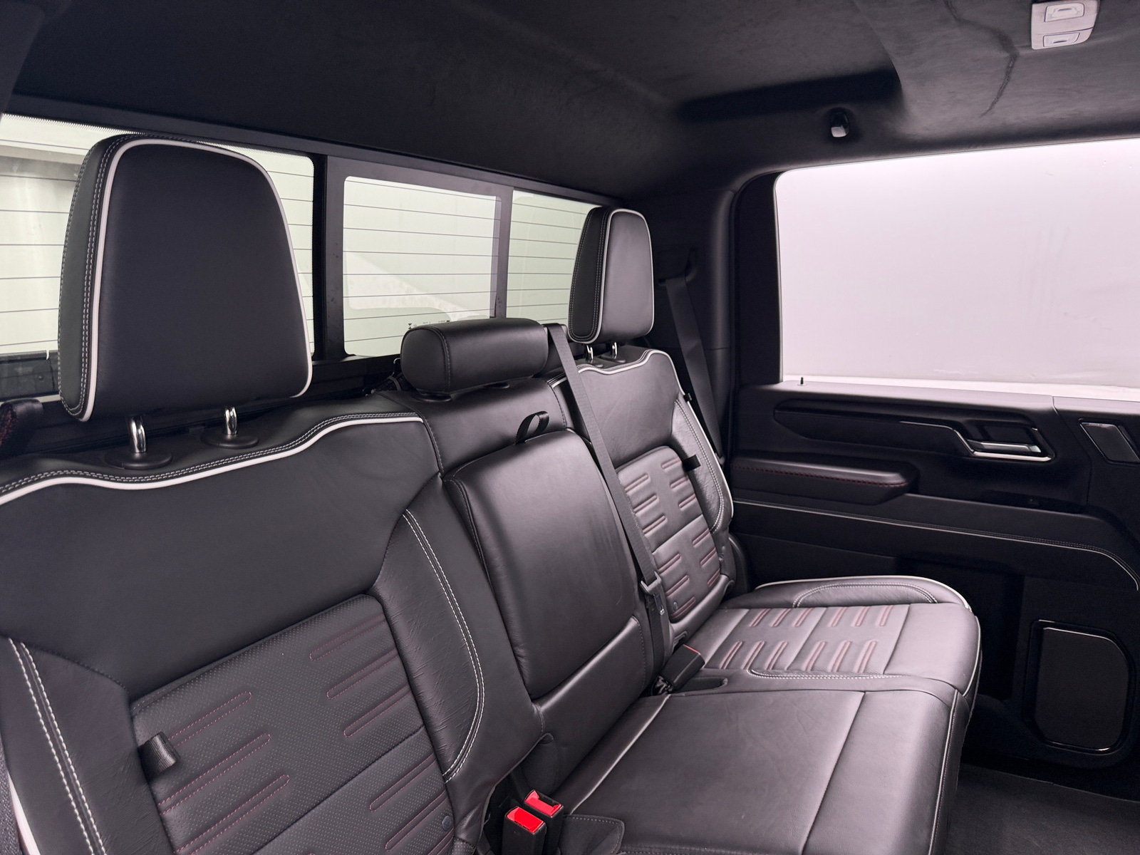 Thumbnail: 2024 GMC Sierra 2500 - 5
