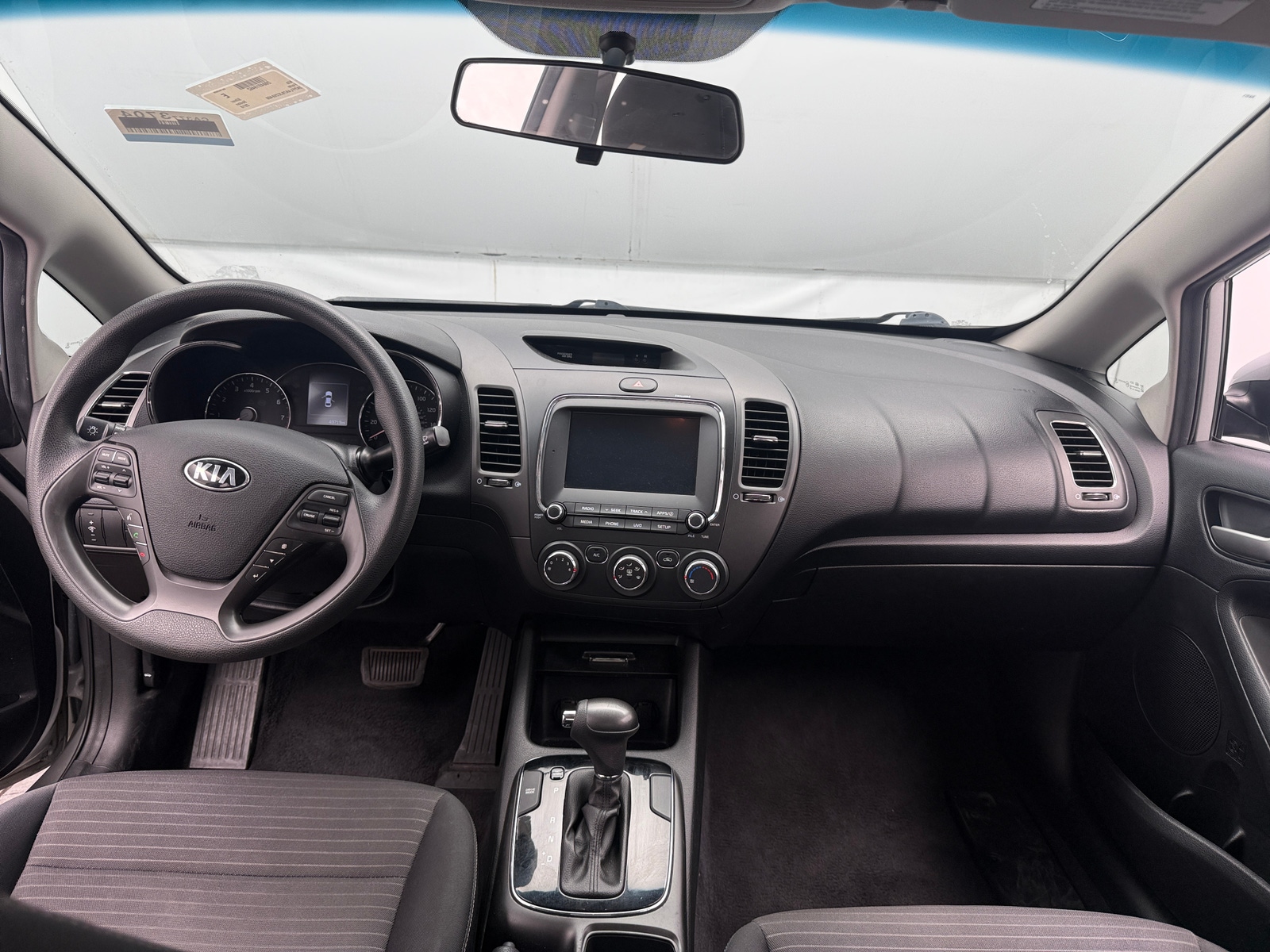 Thumbnail: 2018 Kia Forte - 3