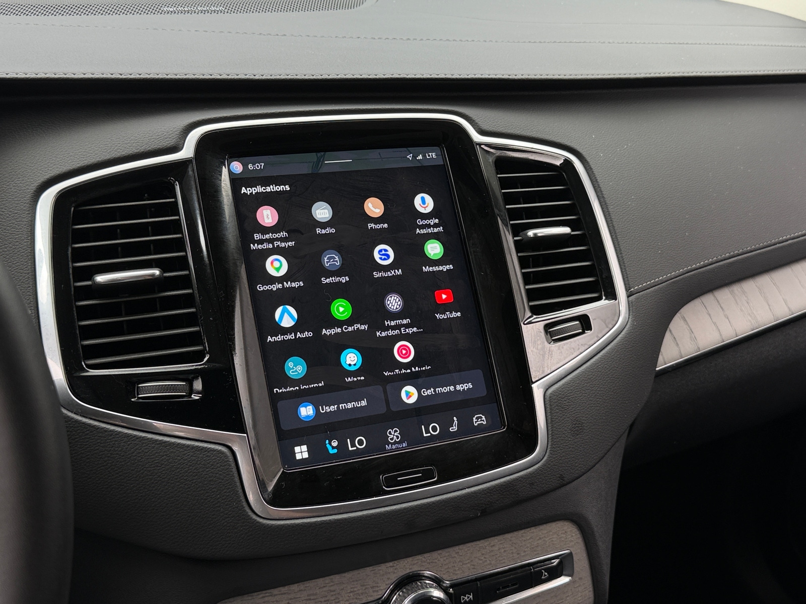 Thumbnail: 2025 Volvo XC90 - 3