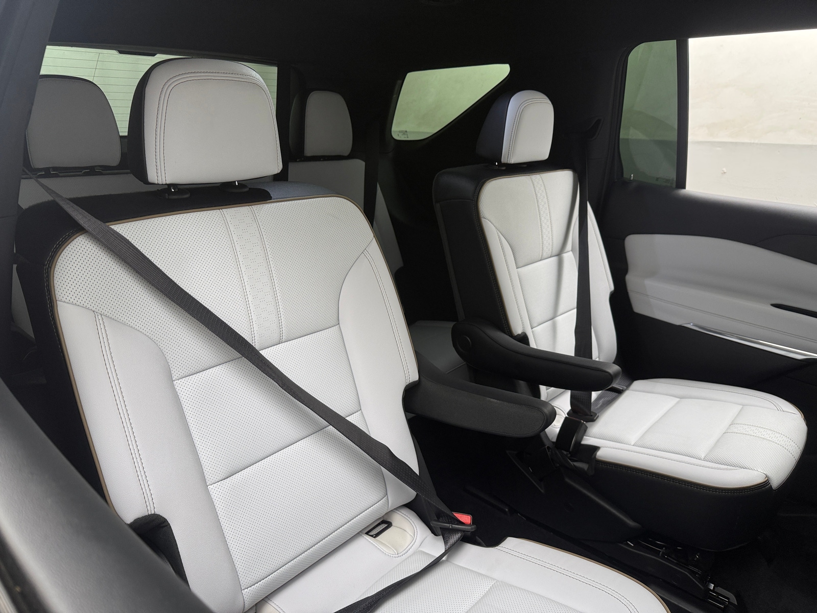 Thumbnail: 2025 Chevrolet Traverse - 5