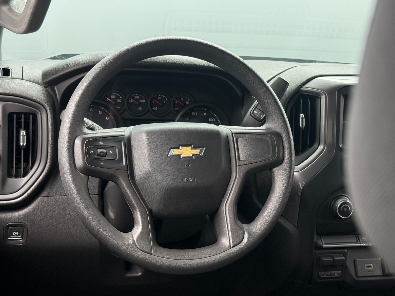 Thumbnail: 2019 Chevrolet Silverado 1500 - 5