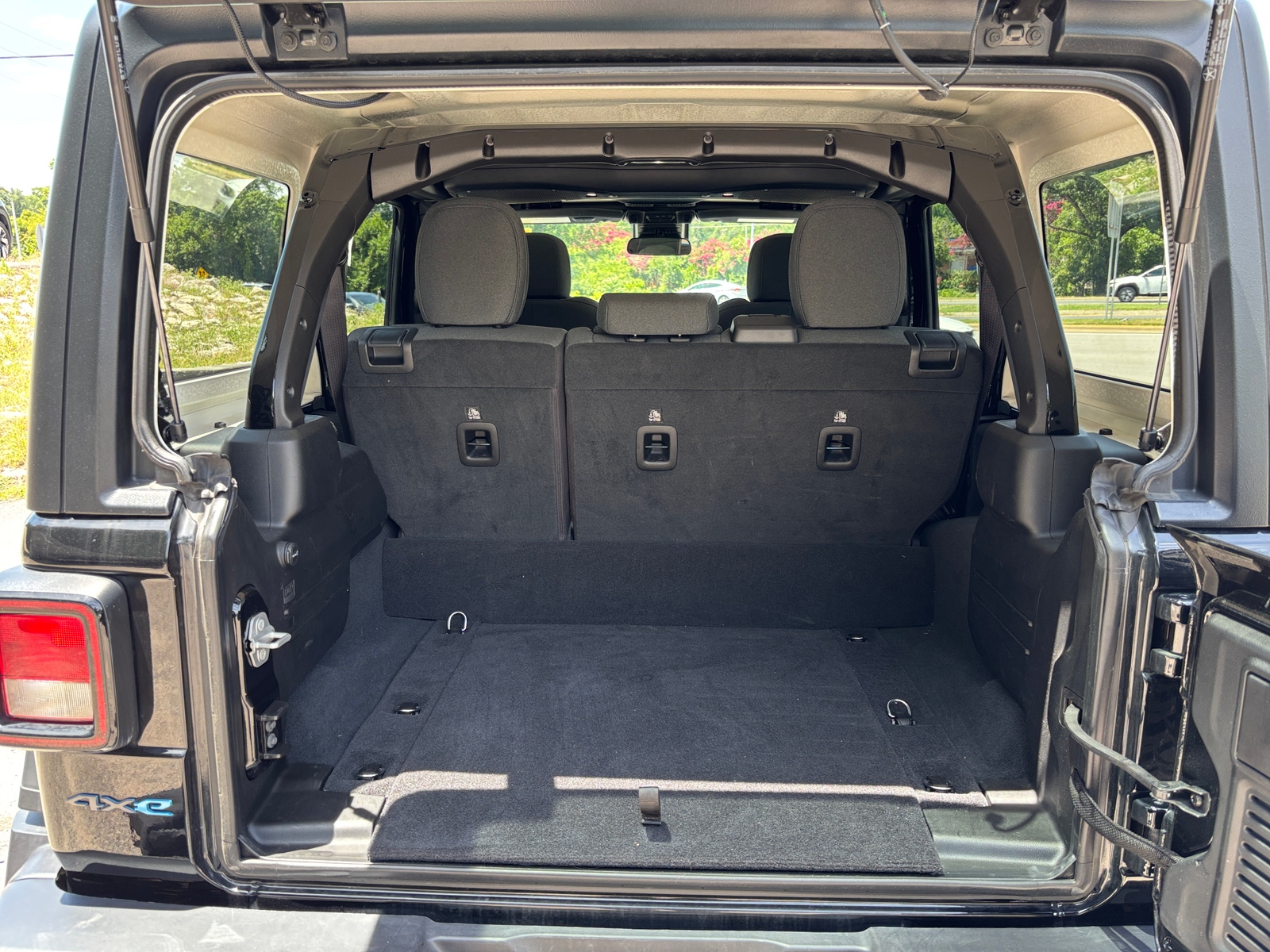 Thumbnail: 2025 Jeep Wrangler - 4
