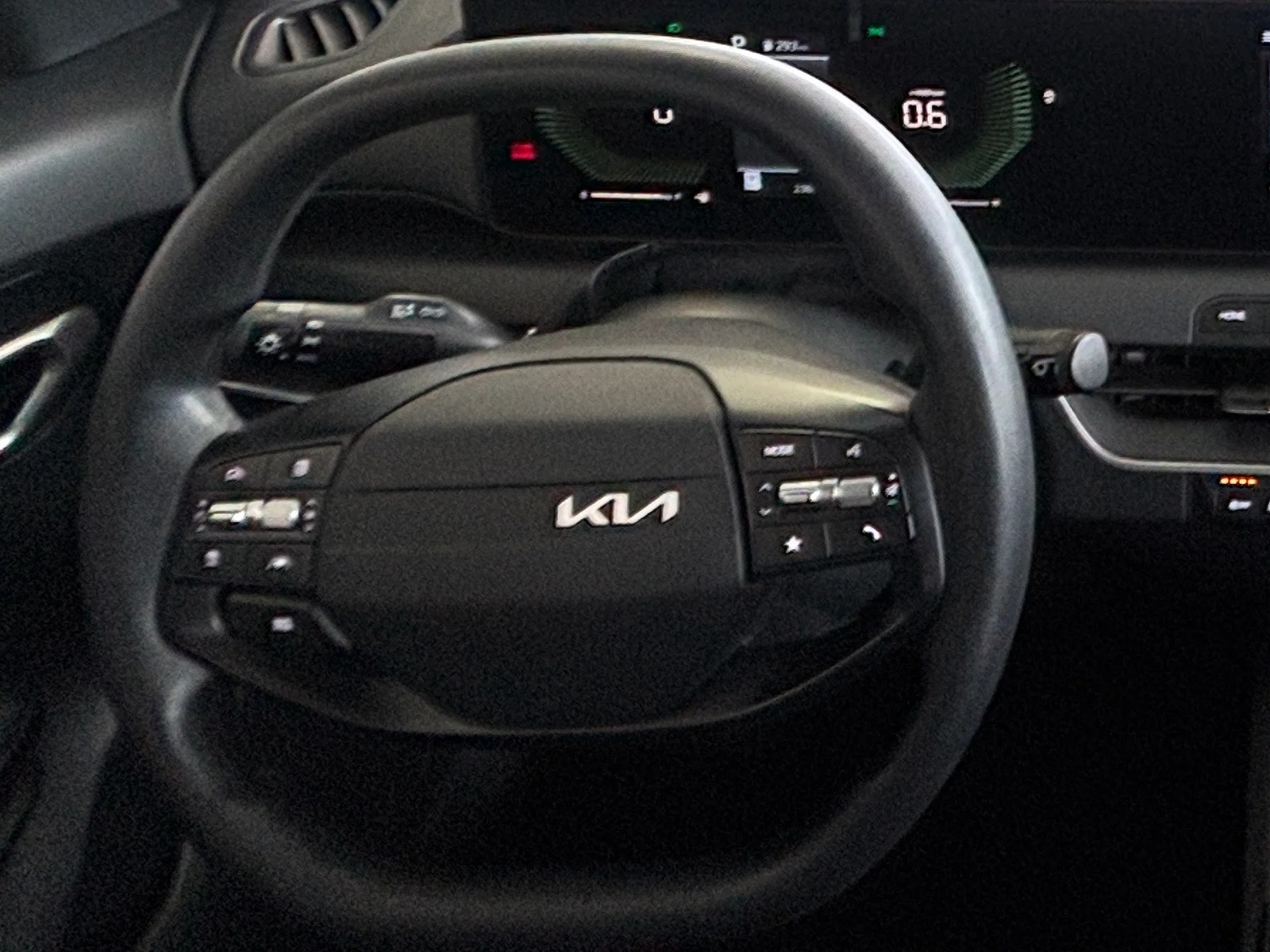 Thumbnail: 2025 Kia K4 - 4