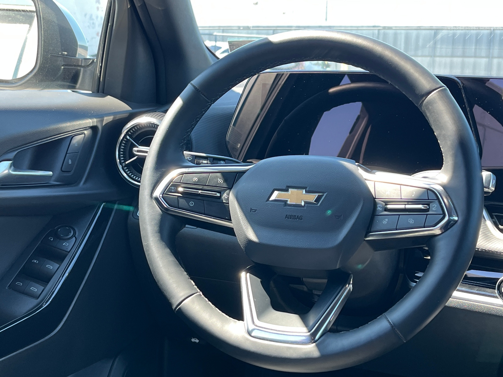 Thumbnail: 2025 Chevrolet Equinox - 5