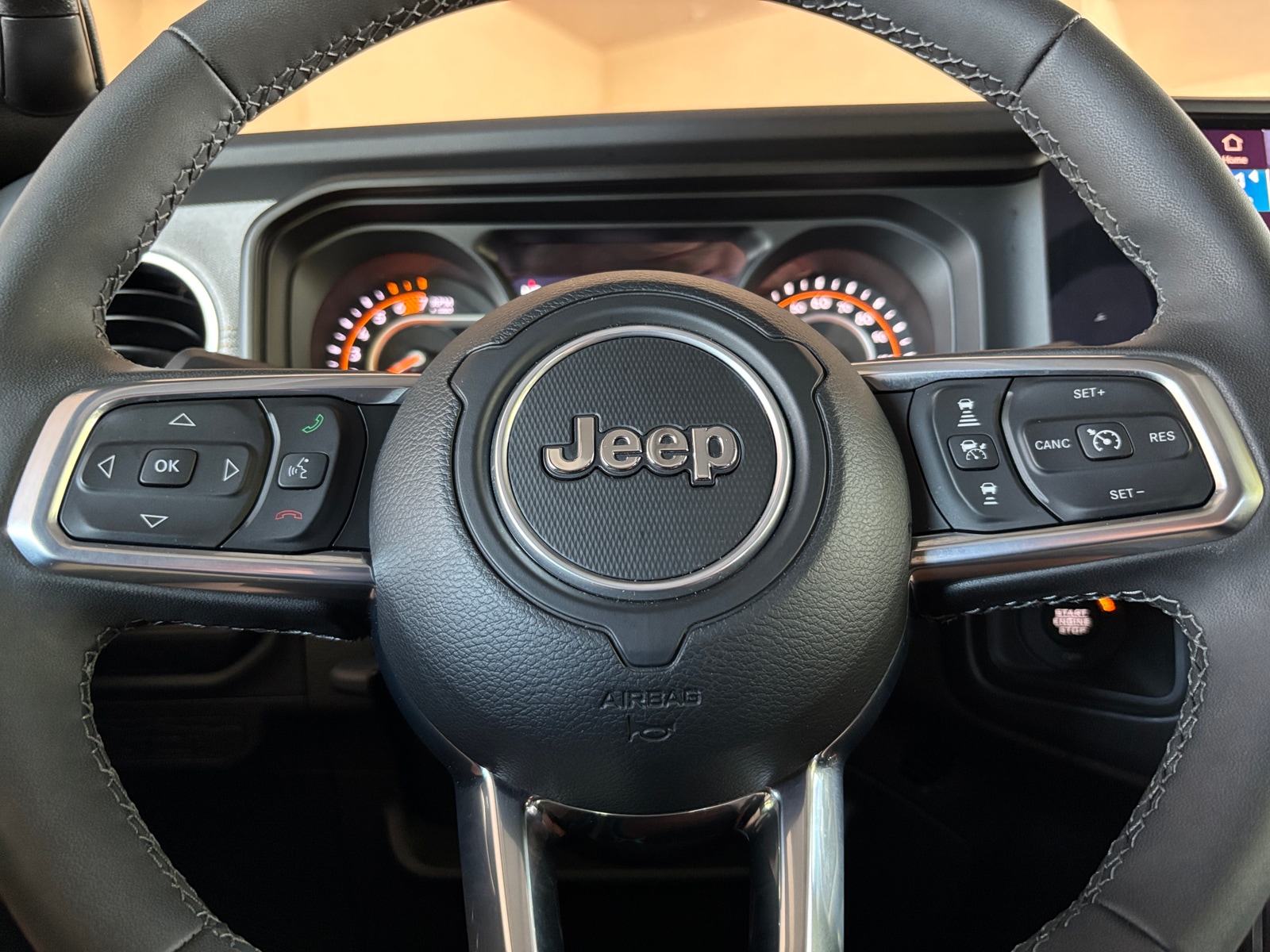 Thumbnail: 2025 Jeep Wrangler - 5