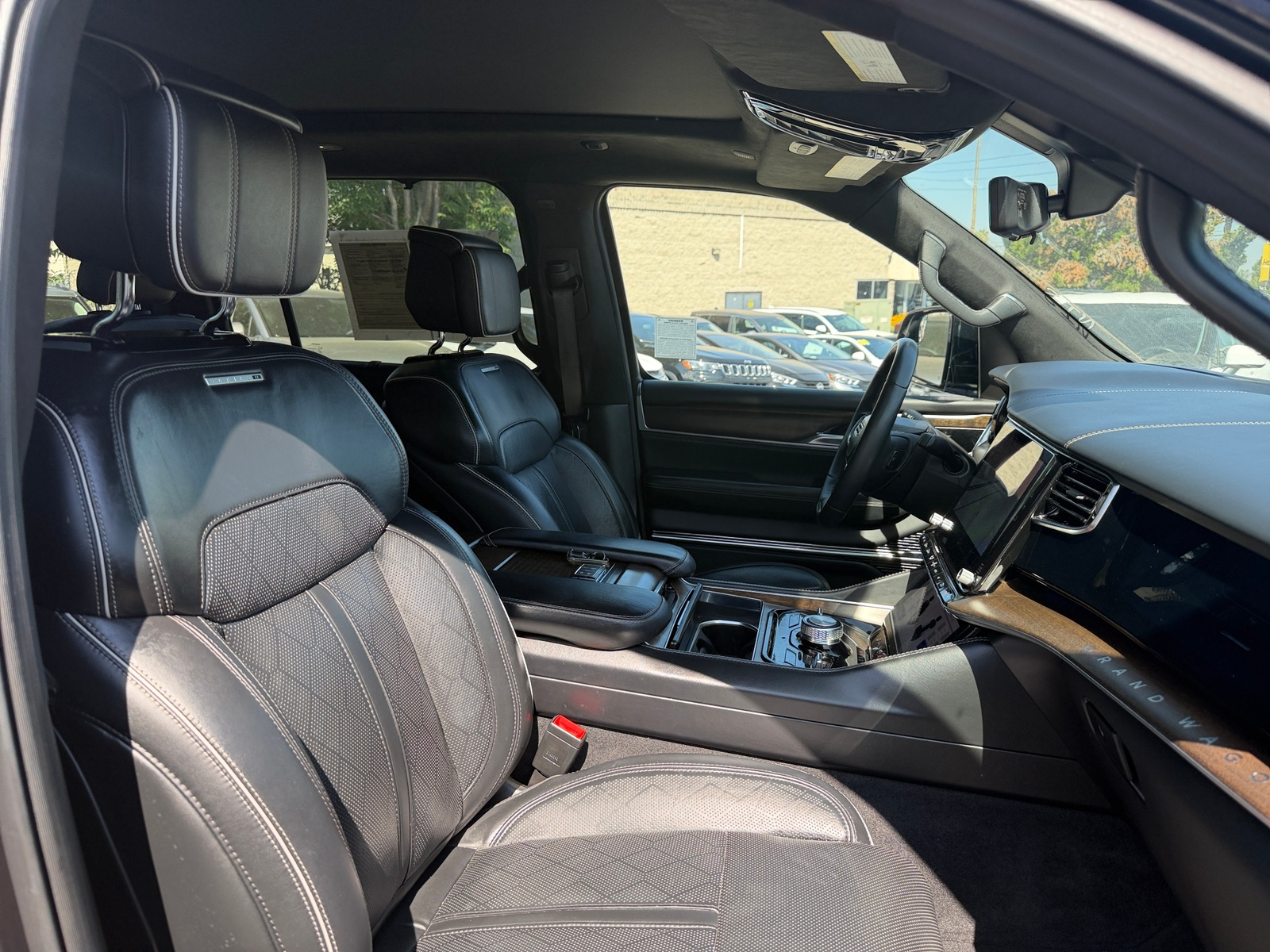 Thumbnail: 2023 Jeep Grand Wagoneer - 2