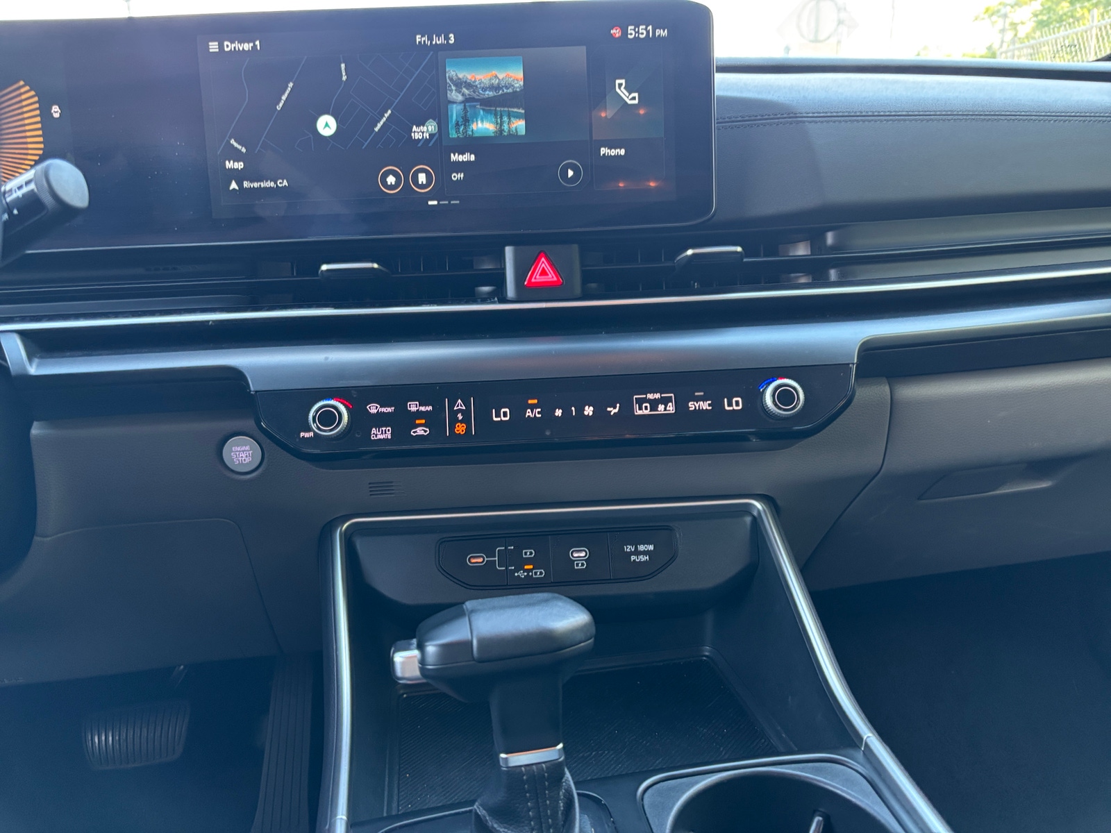 Thumbnail: 2026 Kia Carnival - 4