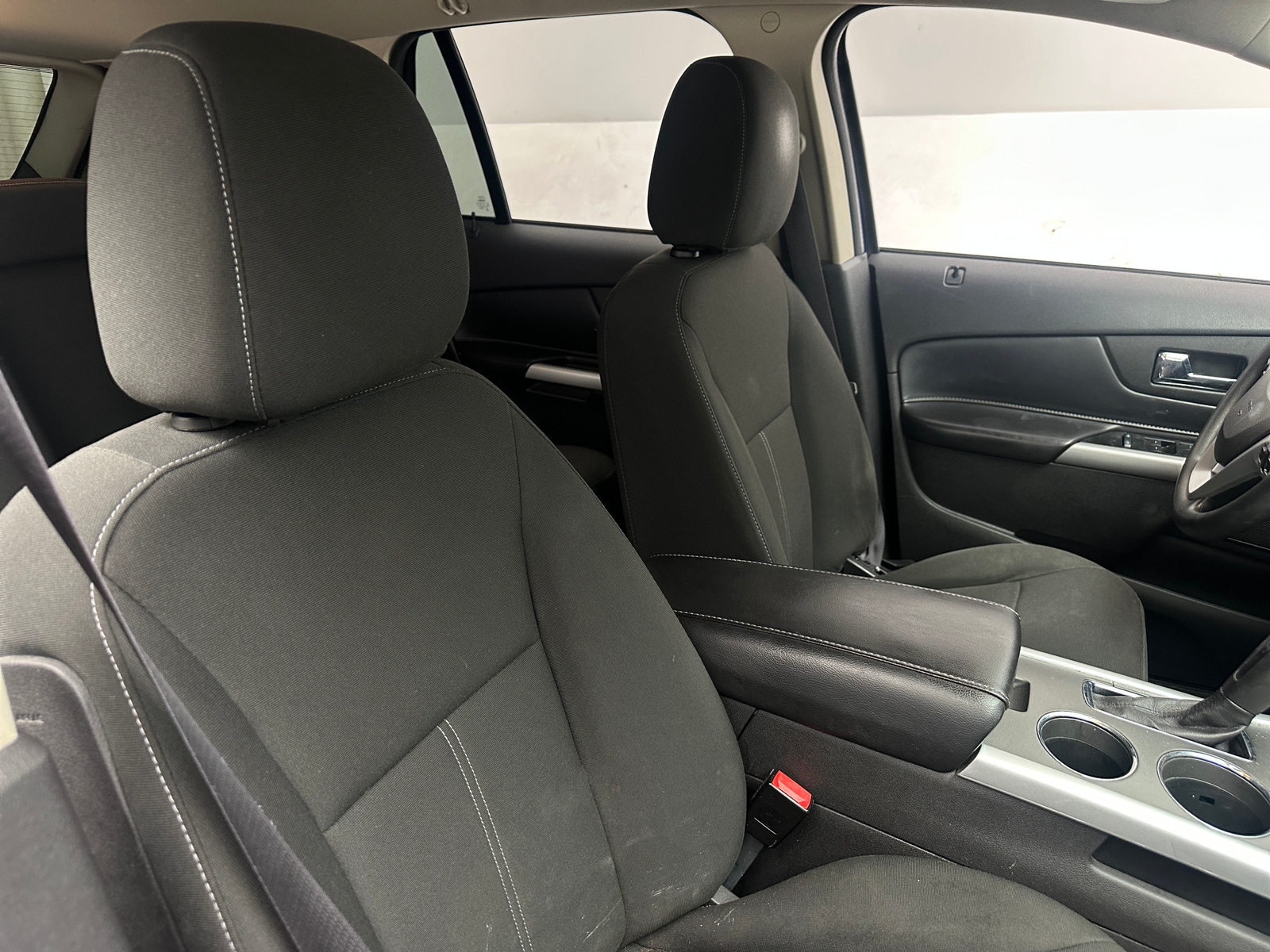 Thumbnail: 2014 Ford Edge - 2