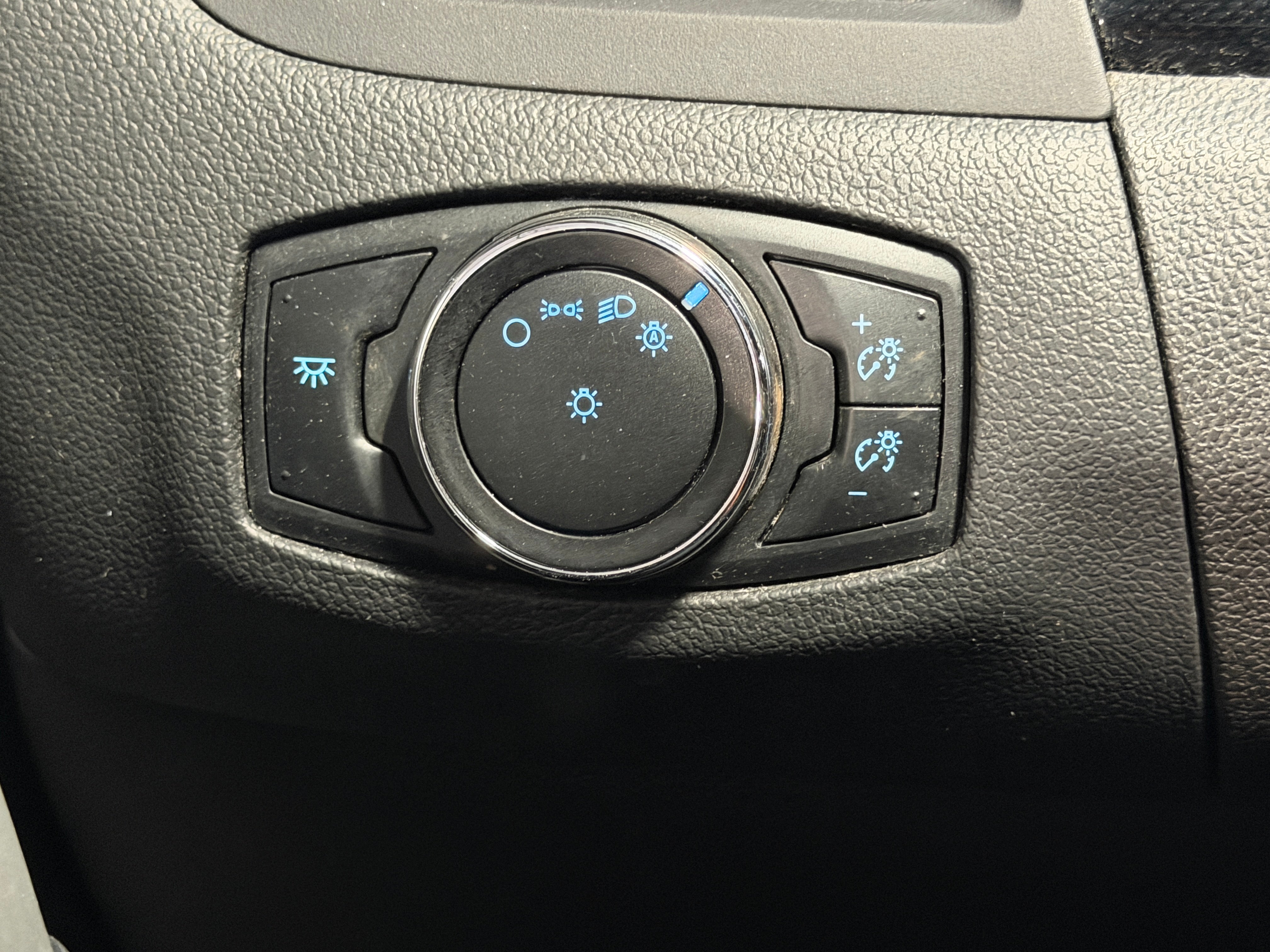 Used 2014 Ford Edge SE with VIN 2FMDK4GCXEBA53308 for sale in Auburn, WA