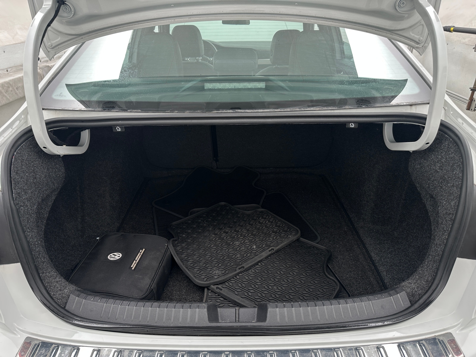 Thumbnail: 2019 Volkswagen Jetta - 6
