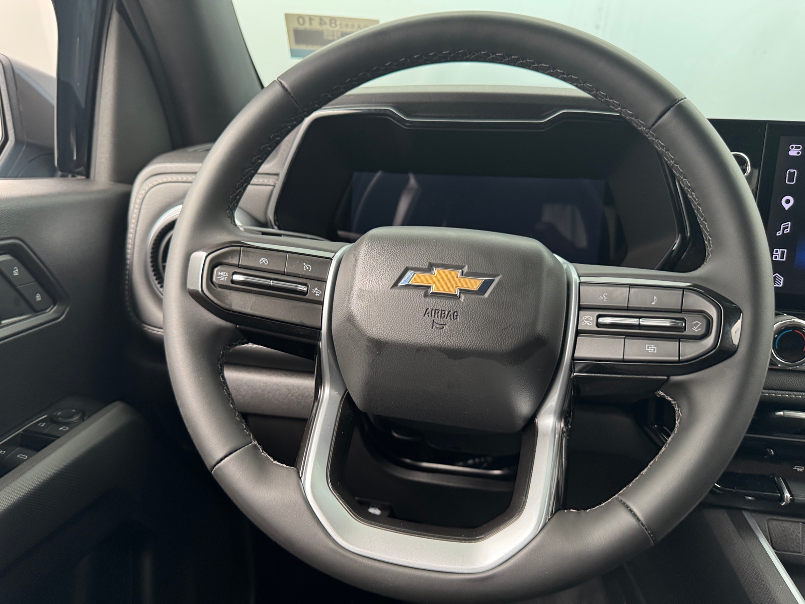Thumbnail: 2026 Chevrolet Colorado - 5