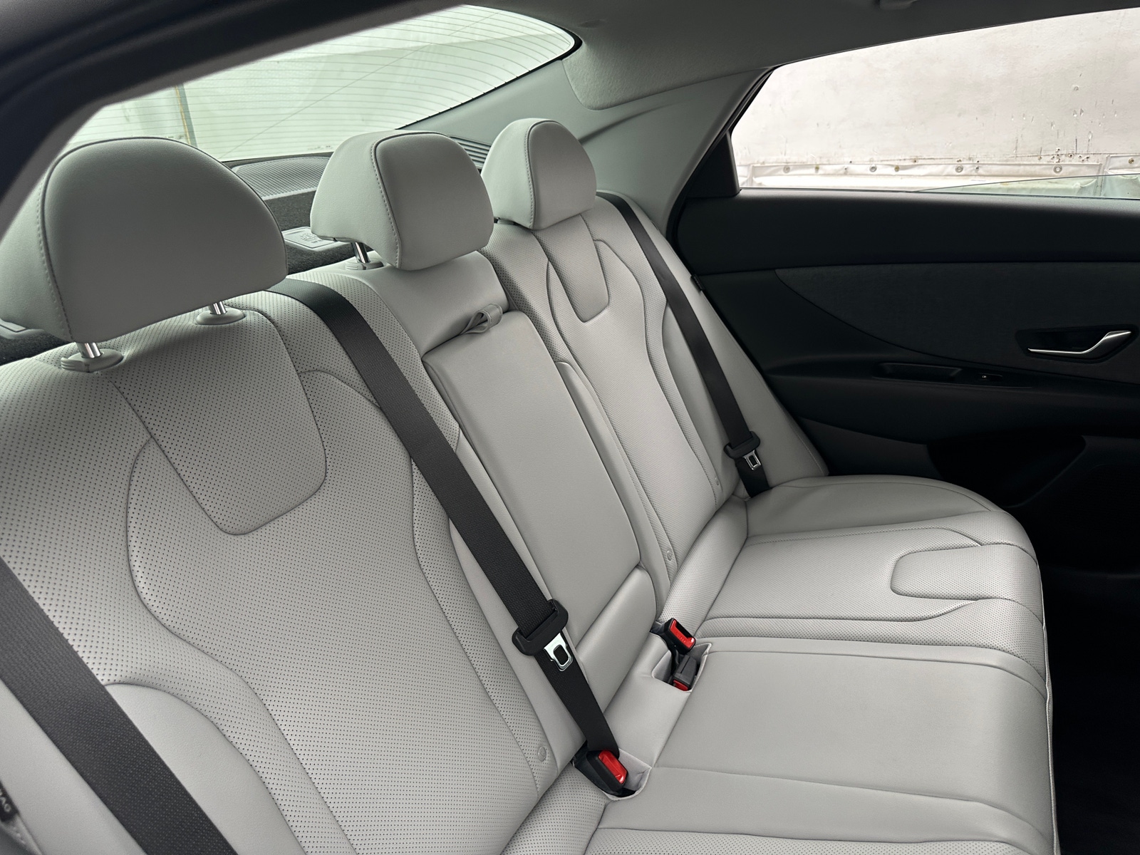 Thumbnail: 2024 Hyundai Elantra - 5