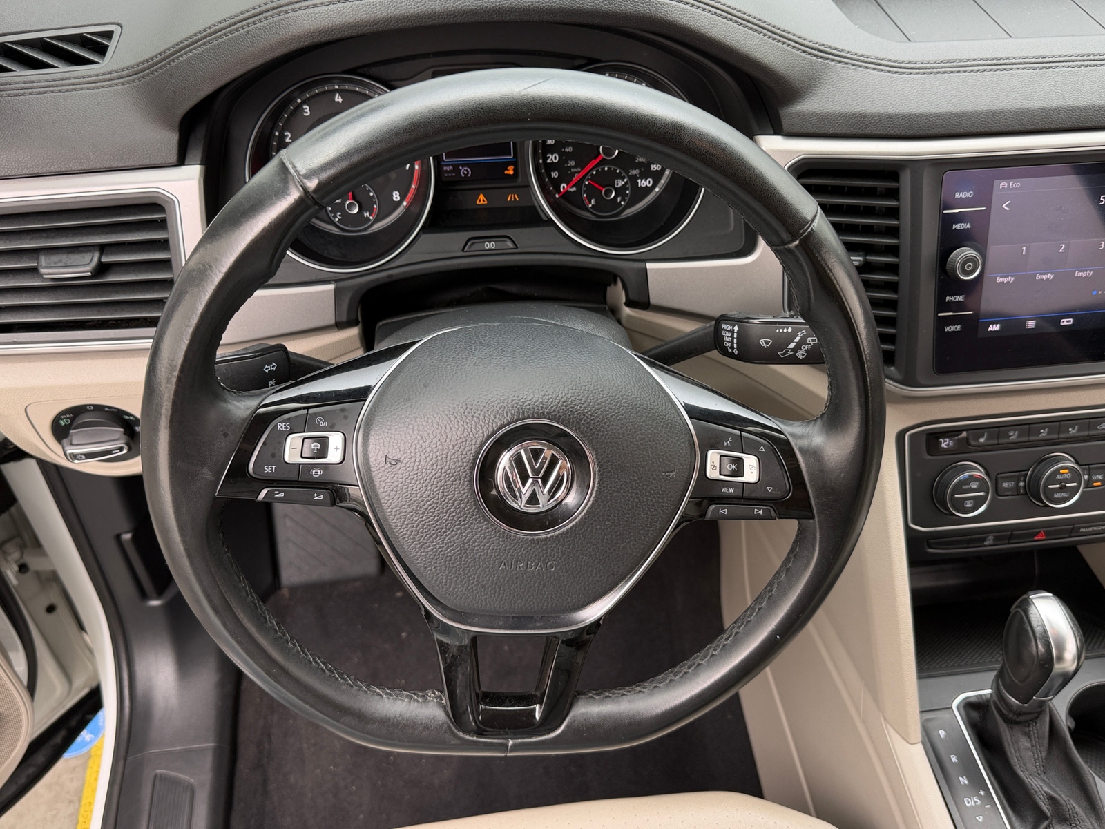 Thumbnail: 2019 Volkswagen Atlas - 4