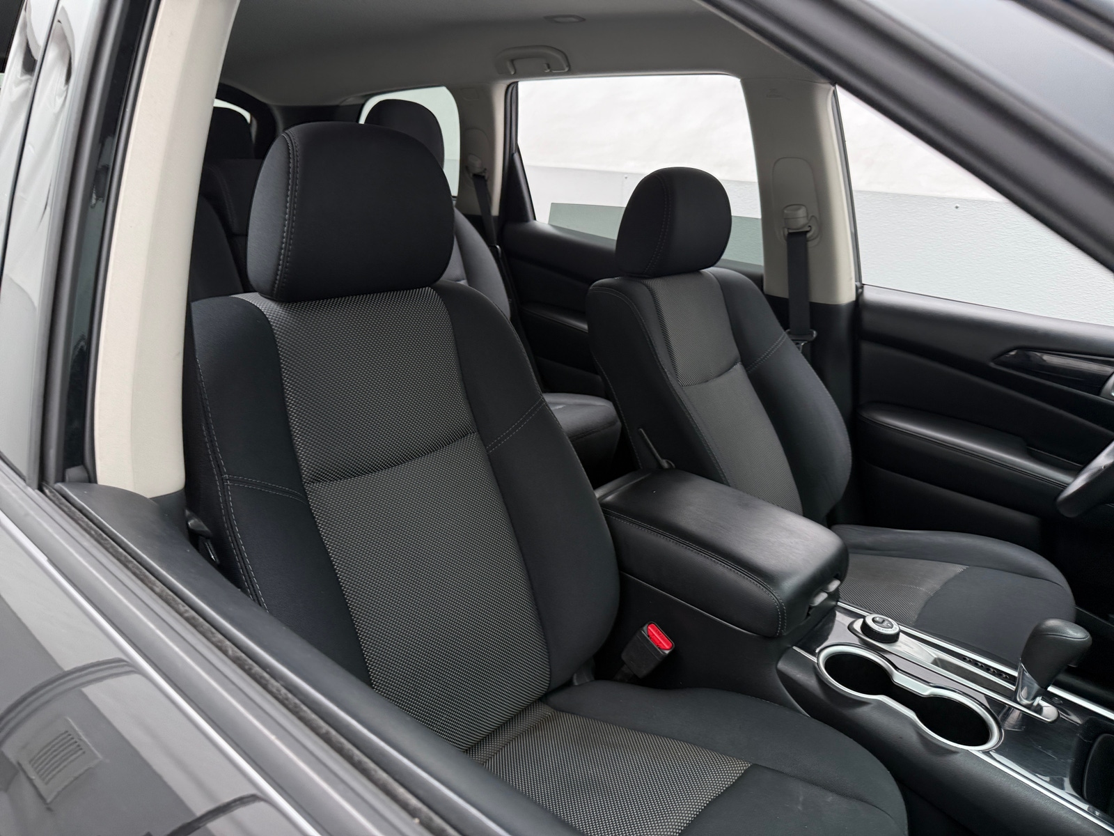 Thumbnail: 2018 Nissan Pathfinder - 2