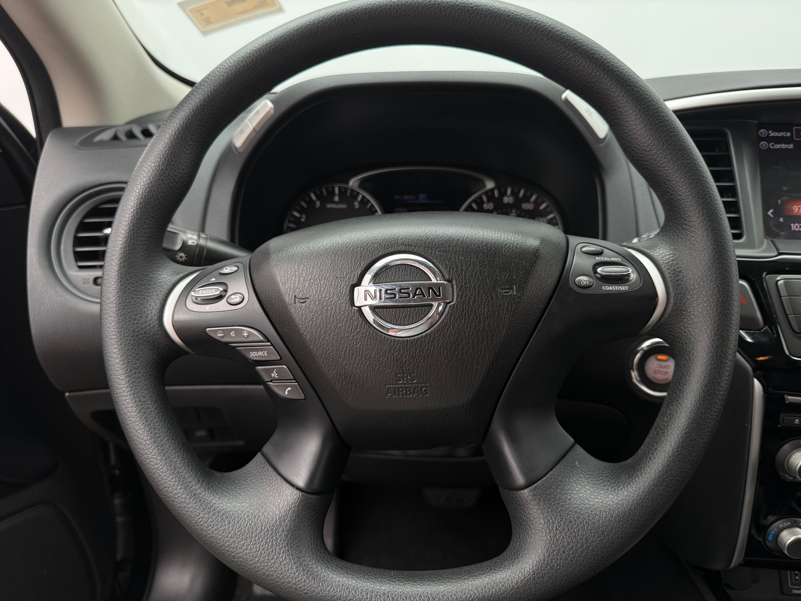 Thumbnail: 2018 Nissan Pathfinder - 5