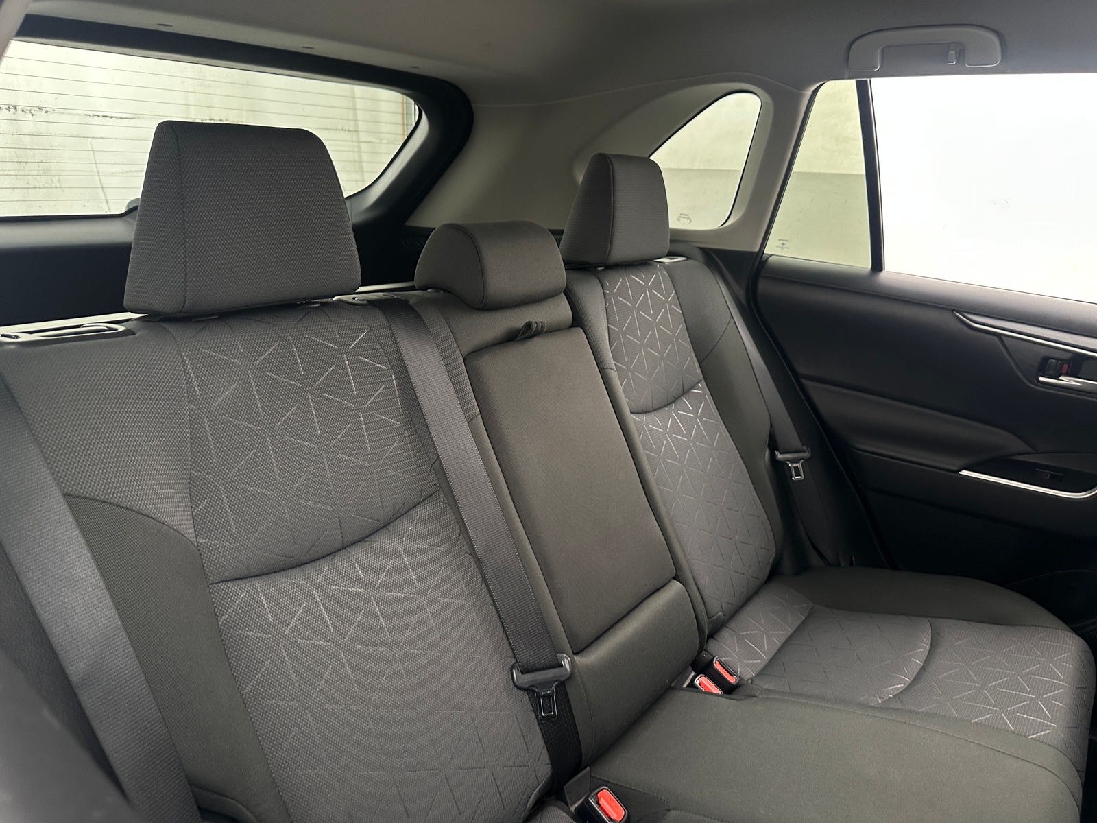 Thumbnail: 2025 Toyota RAV4 - 6