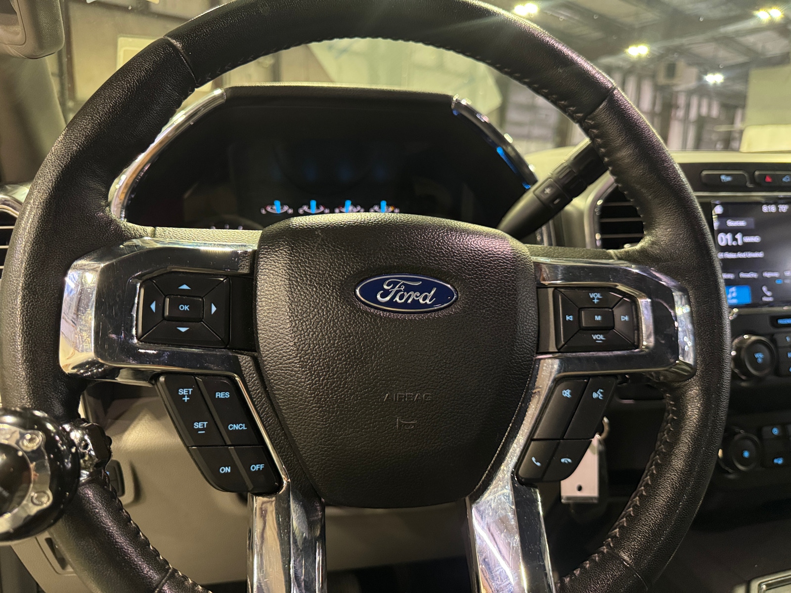 Thumbnail: 2019 Ford Econoline - 5