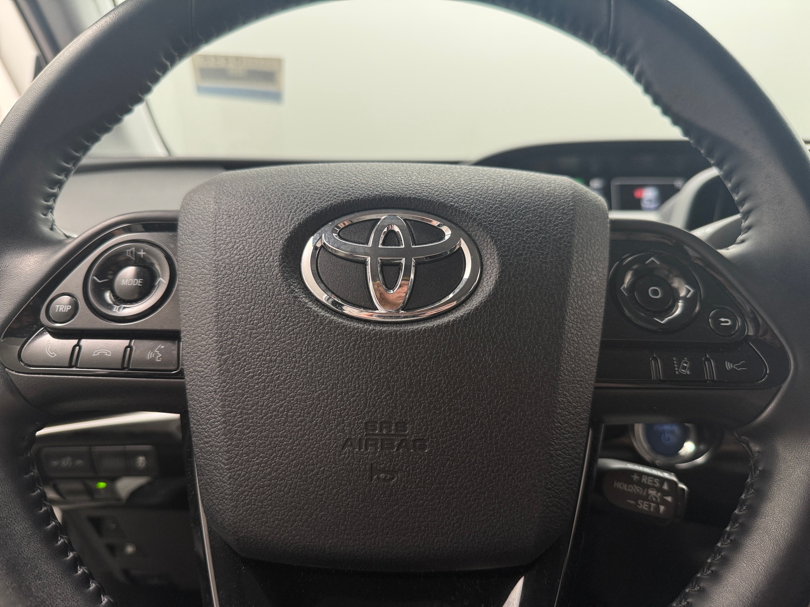 Thumbnail: 2020 Toyota Prius Prime - 4