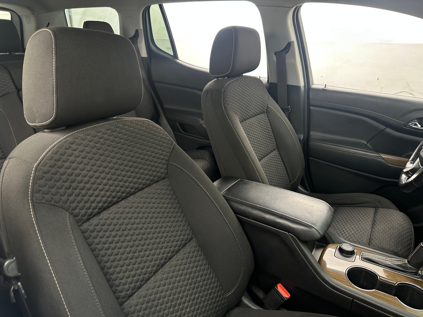 Thumbnail: 2019 GMC Acadia - 2