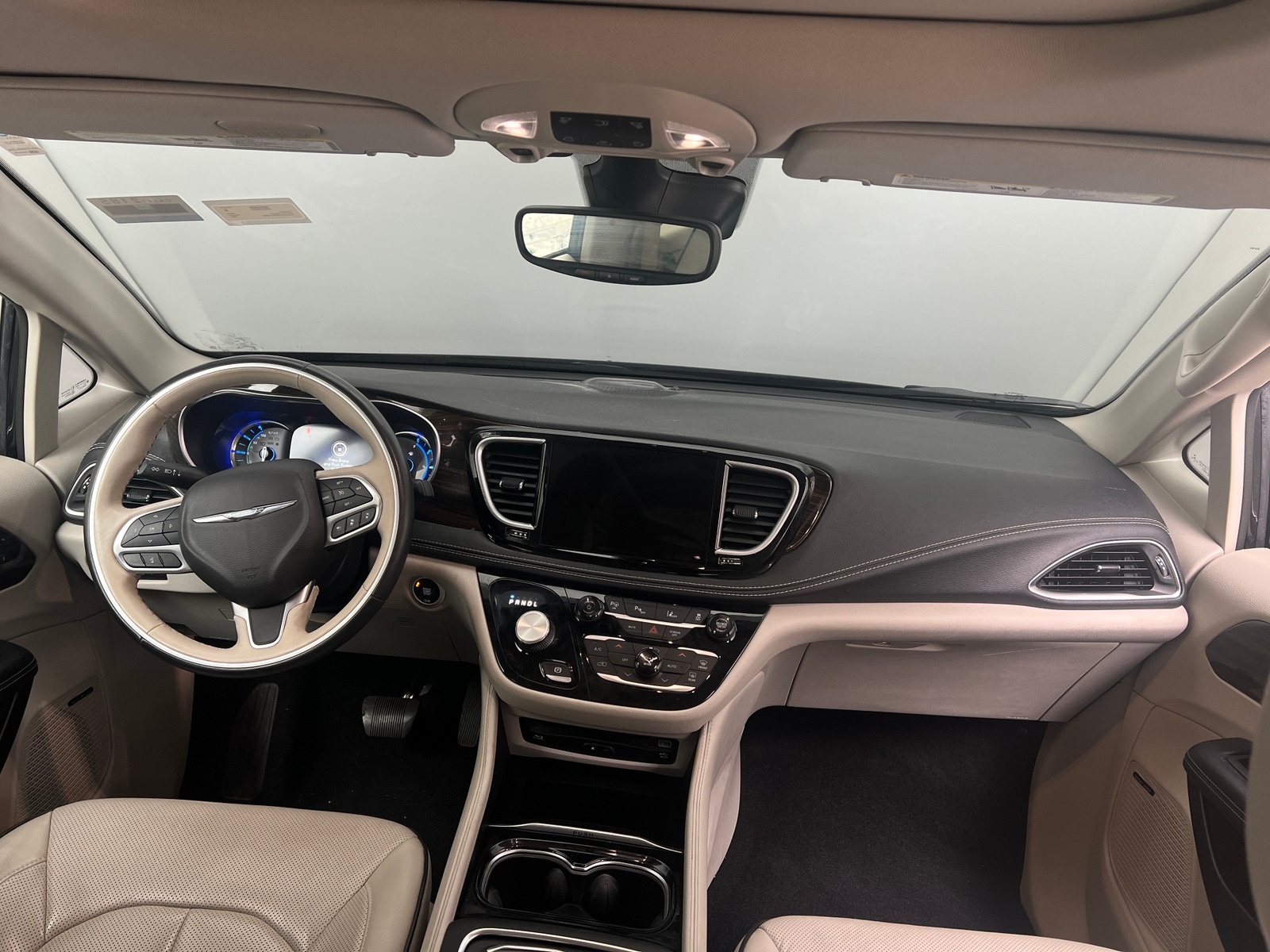 Thumbnail: 2021 Chrysler Pacifica - 2