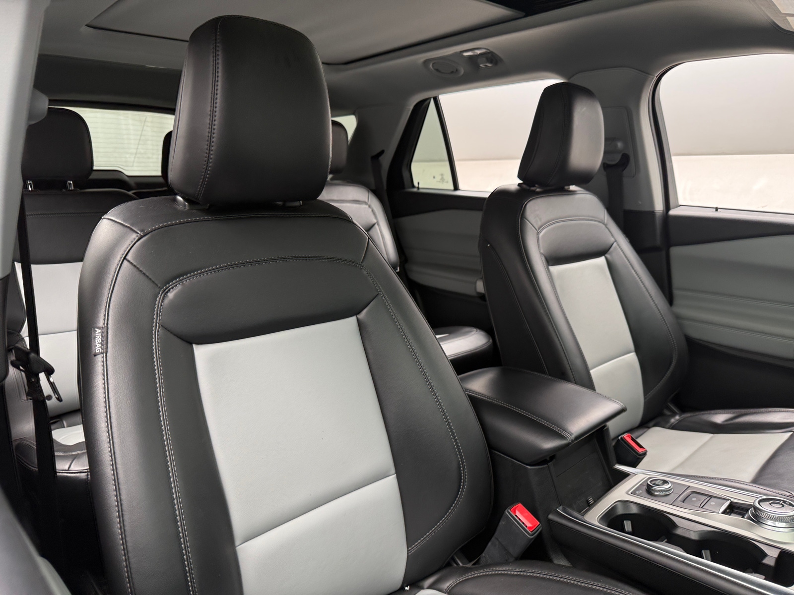 Thumbnail: 2022 Ford Explorer - 2